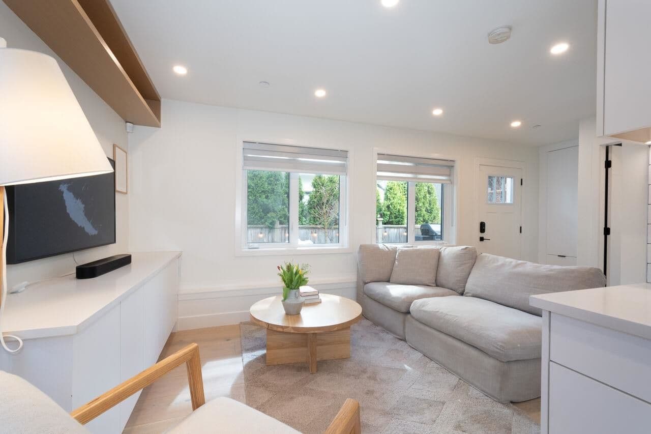 Property photo b1d8d1e8-0594-4394-872d-5a66506fefb0