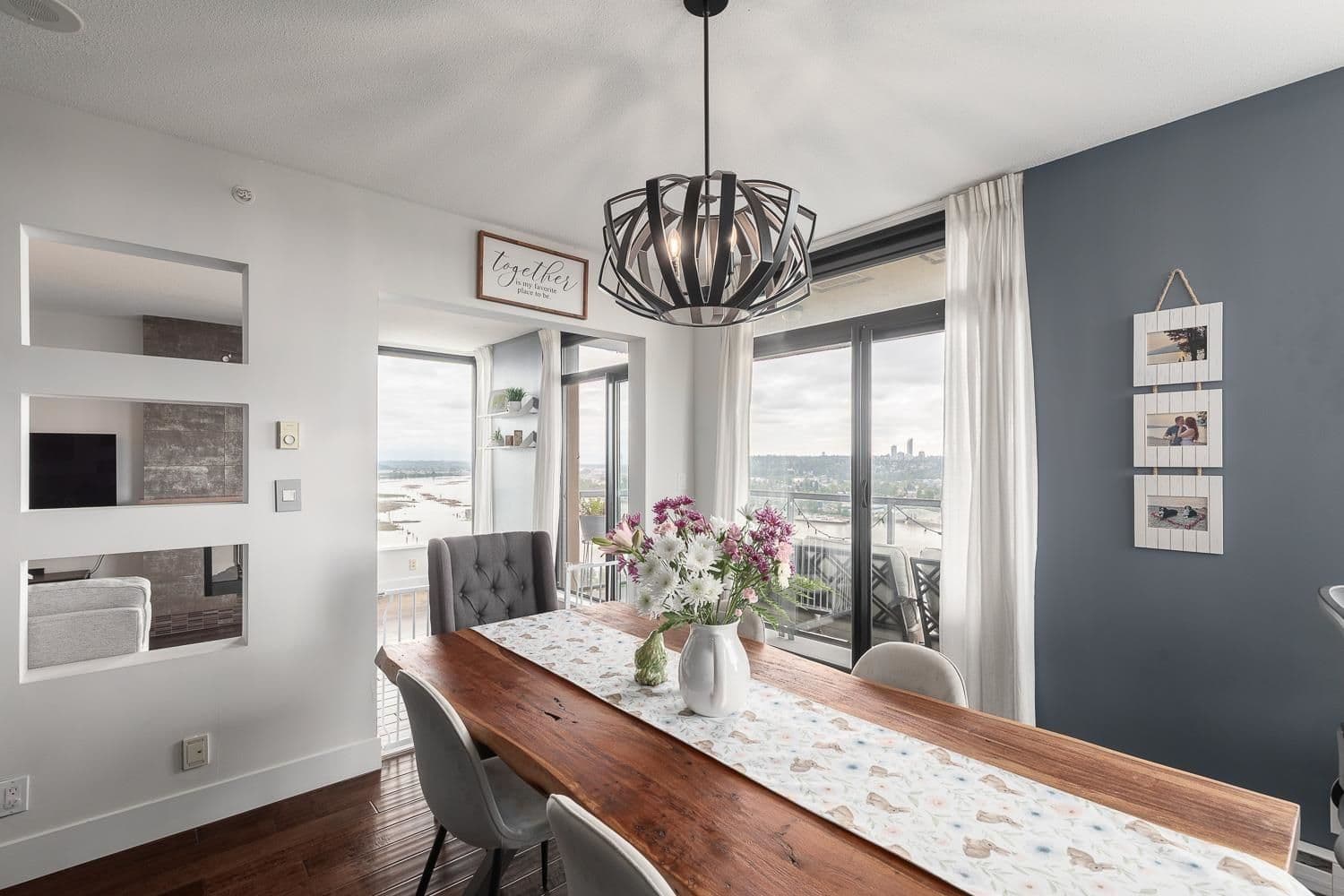 Property photo b2f70c27-4daa-47ea-b90b-394a2c47d9b2