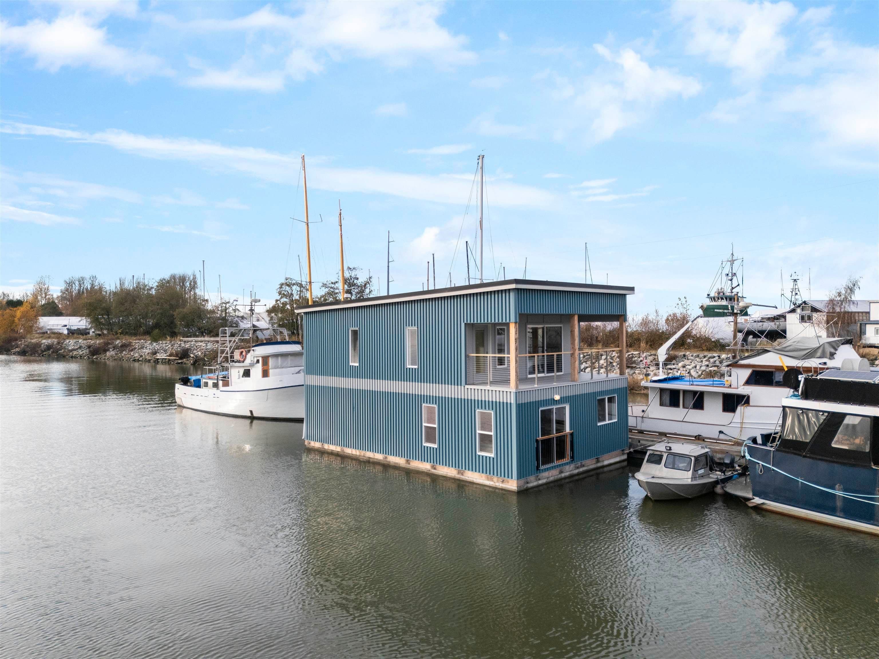 Property photo b329d8b6-36aa-4f89-83bc-58a21267fe02