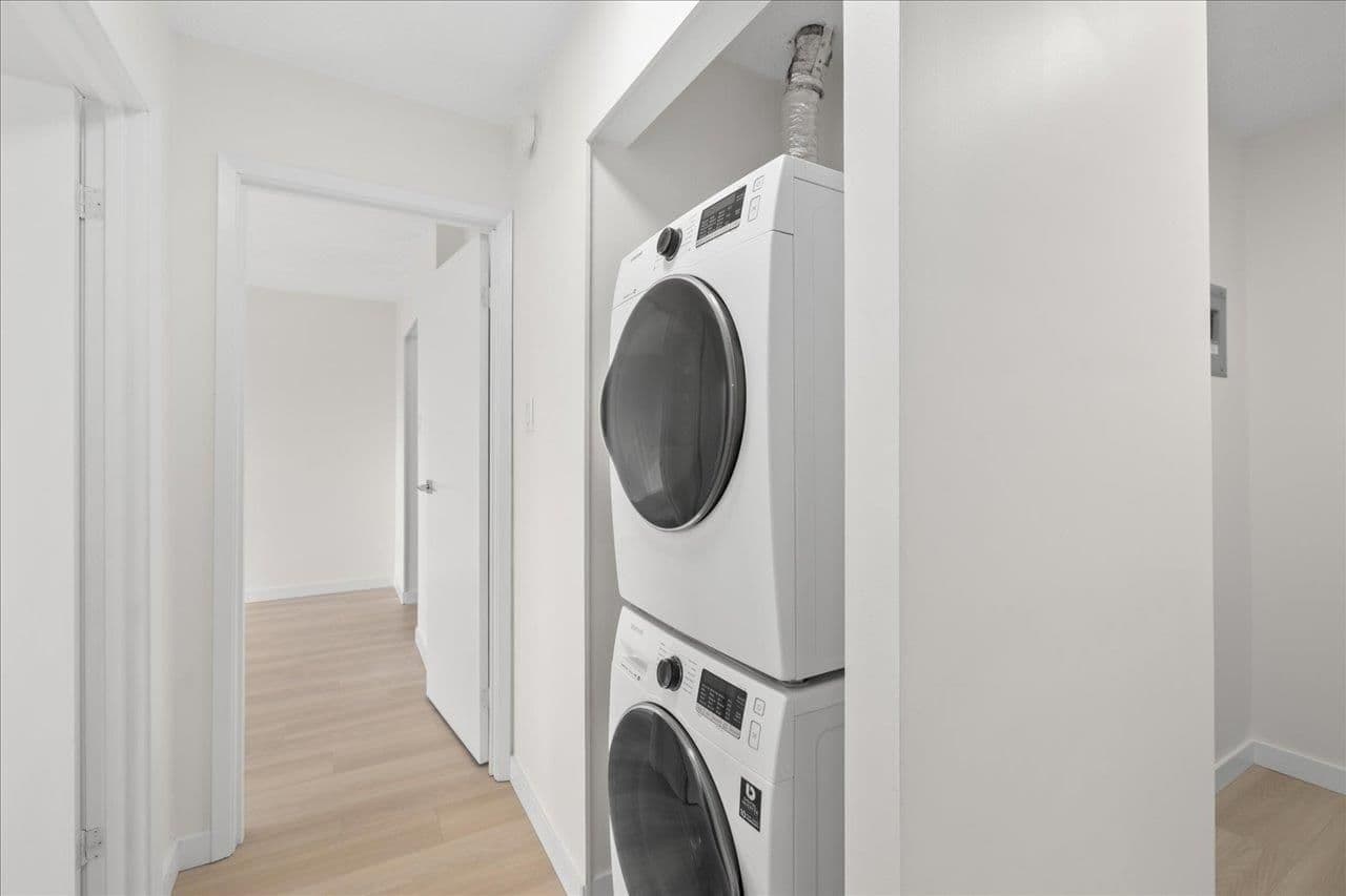 Property photo b343f401-02c6-4cad-85d1-2787b595990a