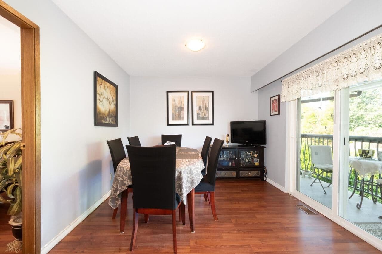 Property photo b34a226e-0a0e-4a43-9b88-8e9c773b5e23