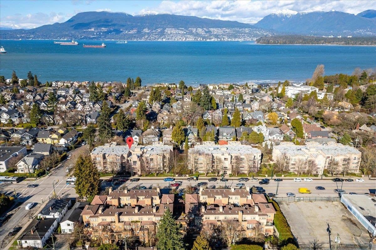 Property photo b36aa94f-a045-4552-8ce6-d9f5d3878556