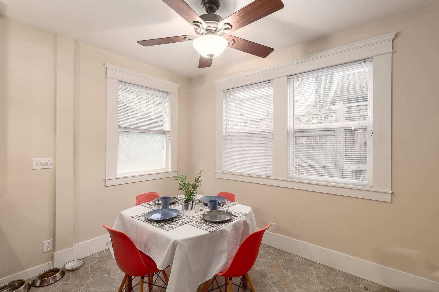 Property photo b39e2728-0832-454e-99a9-fbb98a6befa5