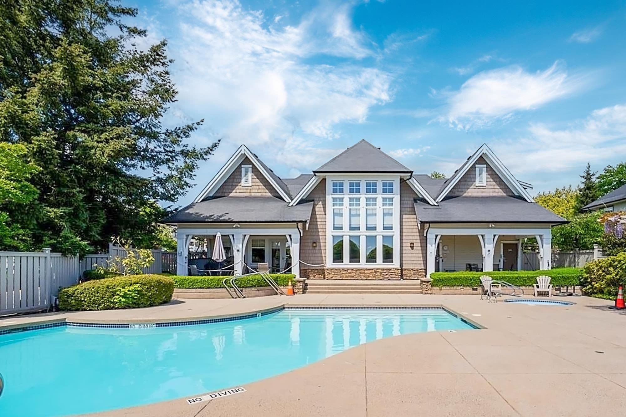Property photo b42d45c3-28bd-4191-b3f9-855e0b27fe62