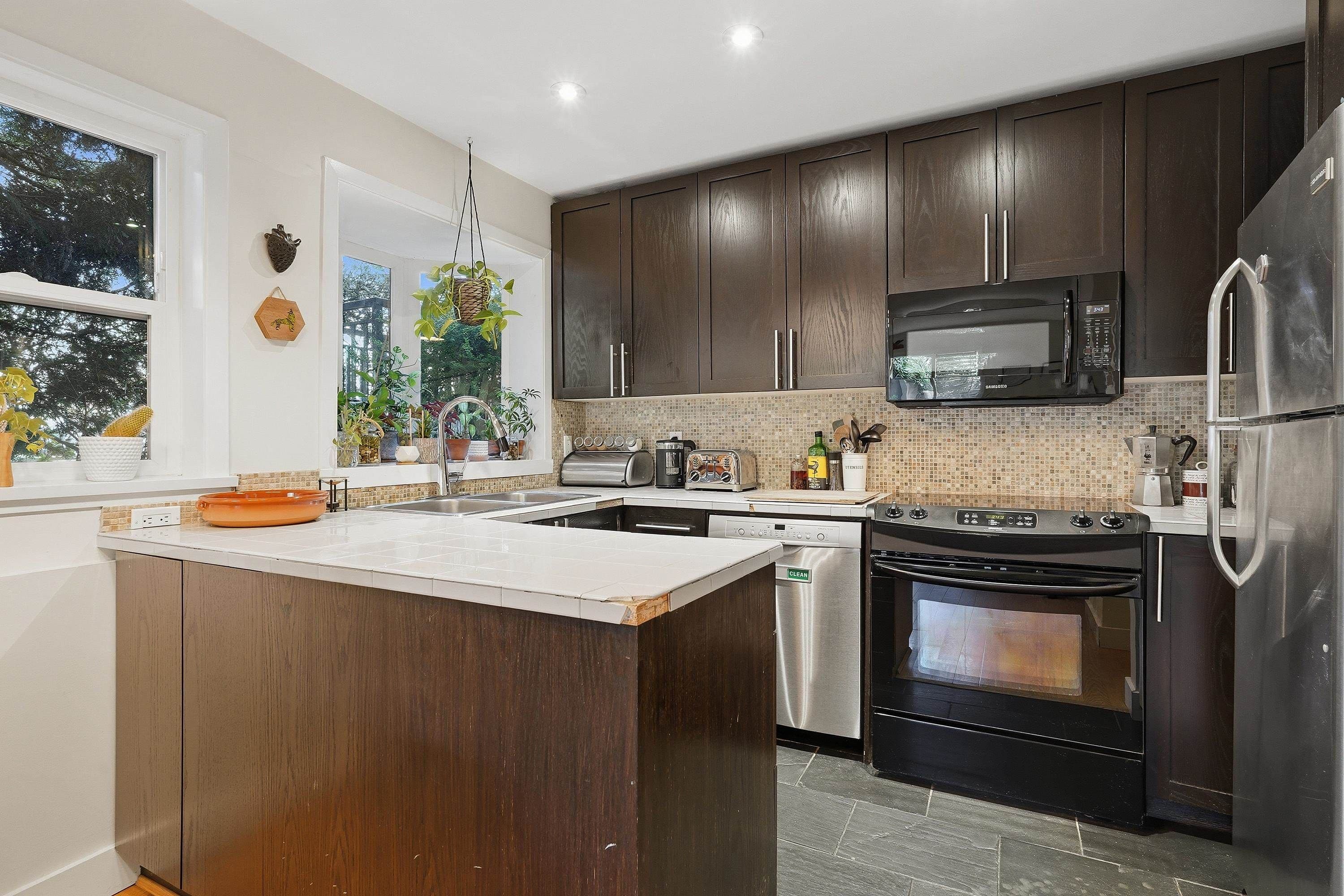 Property photo b443dcc3-7d31-452d-956f-f8e284cee9ec
