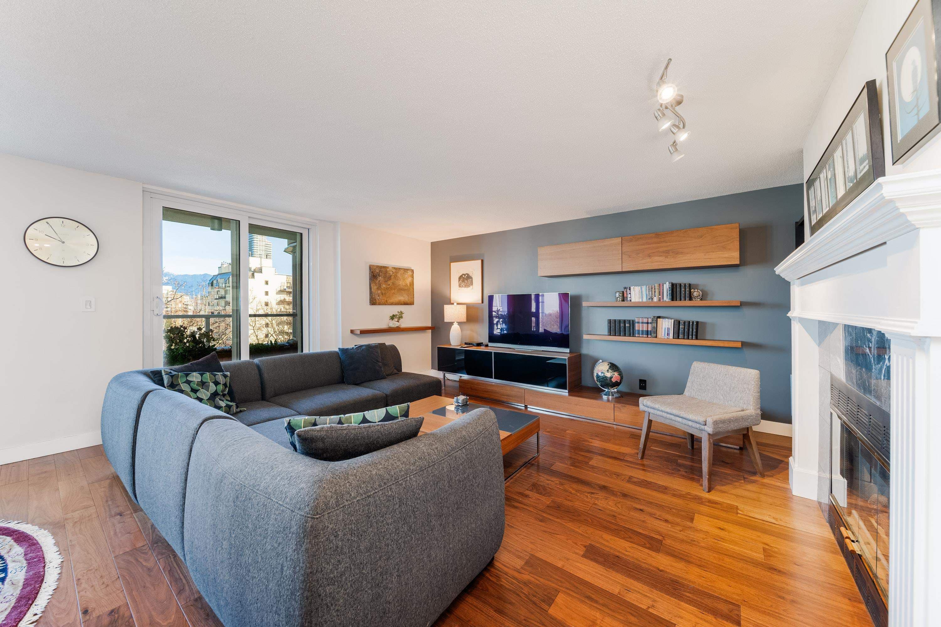 Property photo b518f7e9-c2ee-4cfb-bbd6-e9af03dc97e9