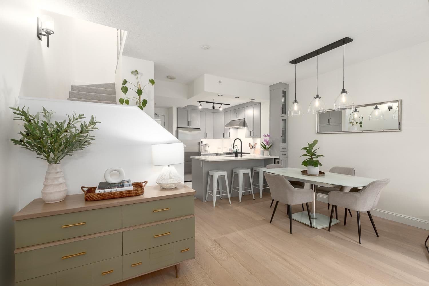 Property photo b6cfecdb-cd7e-4fbf-abf4-c40c8654066c