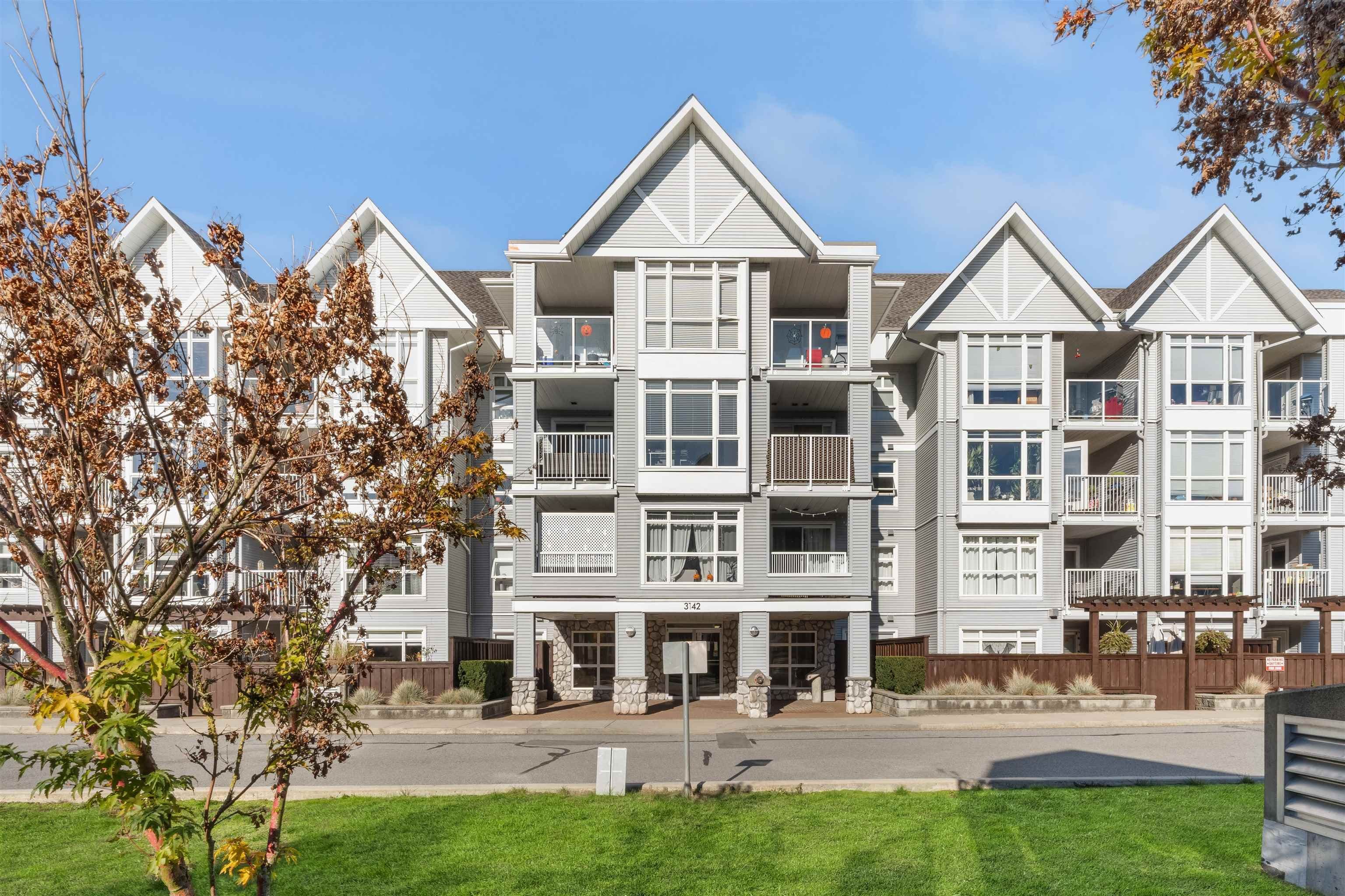 Property photo b7caf454-f90f-4852-addf-8135c8e72c73