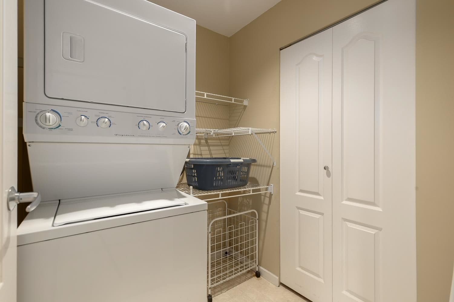 Property photo b7ce51bc-6be4-473a-856d-2ec13927ae0b