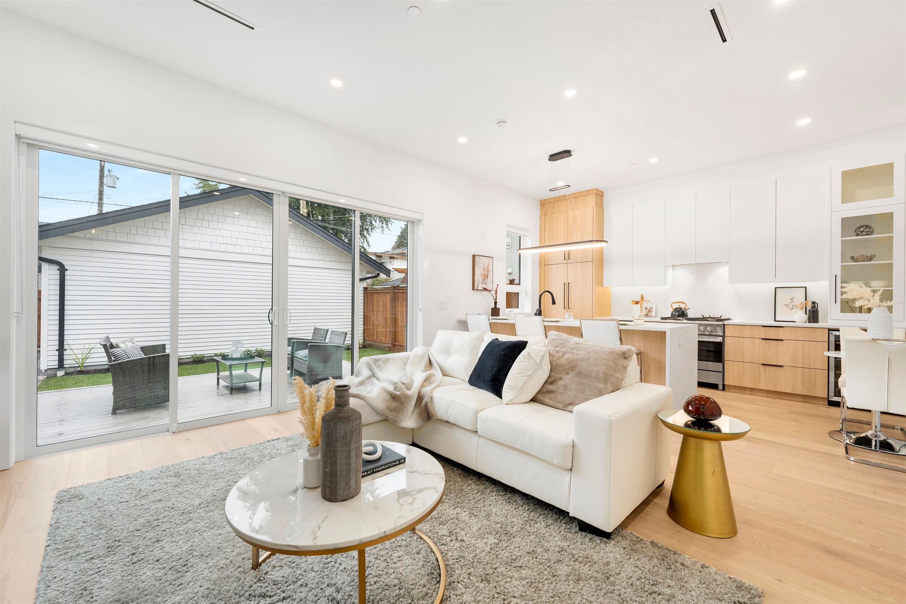 Property photo b7ef1163-24ee-4e49-8eb4-594a3aa0bf94