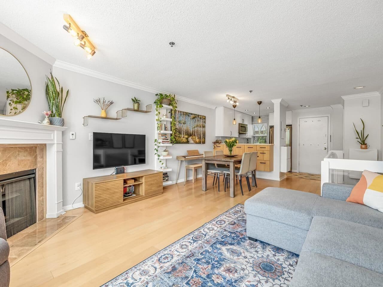 Property photo b7f38453-6511-43ba-8a6a-5c6e1f8f920d