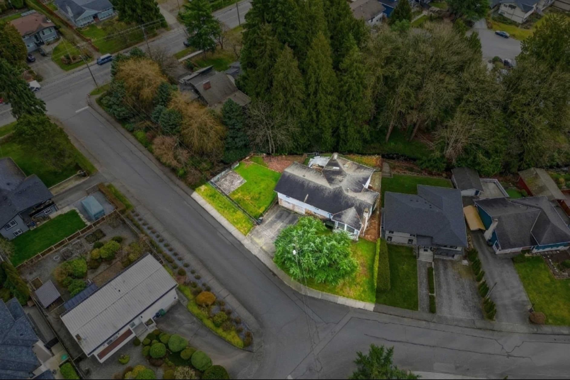 Property photo b819176b-b533-49ce-a0ca-ecb2cac73af0