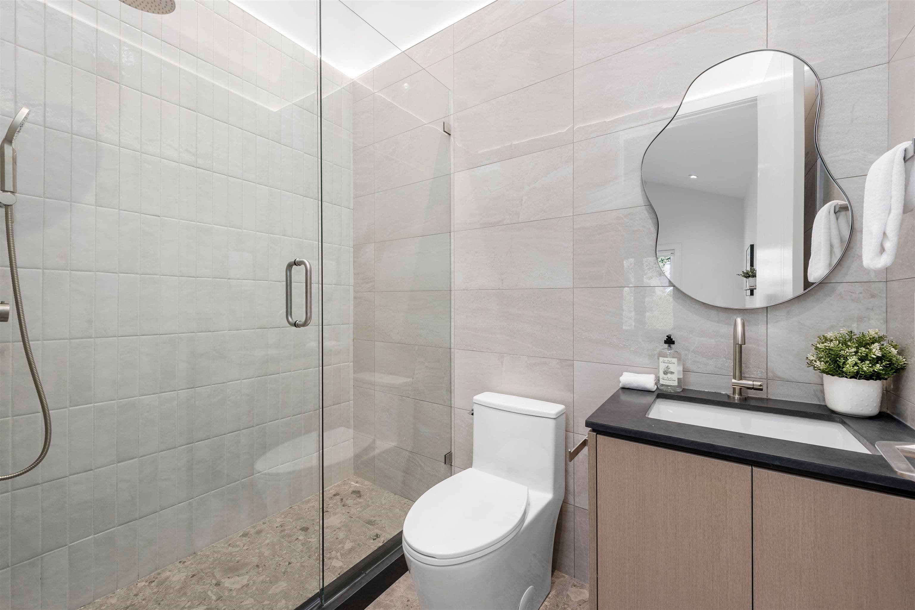 Property photo b87f3008-32eb-4cfe-91b2-8638b7c228b3