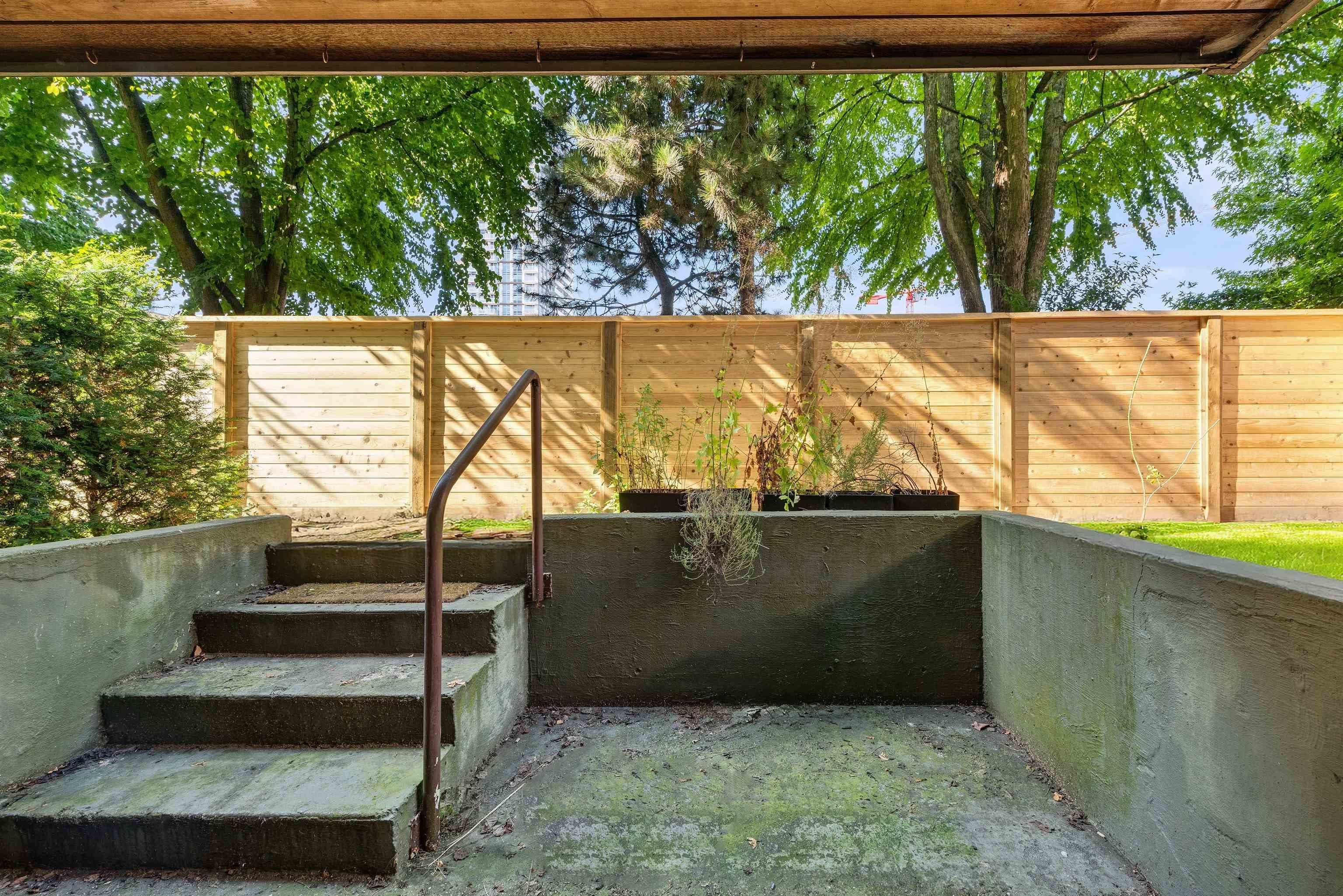 Property photo bc38a64a-8703-49e6-b9a8-9f560b877807