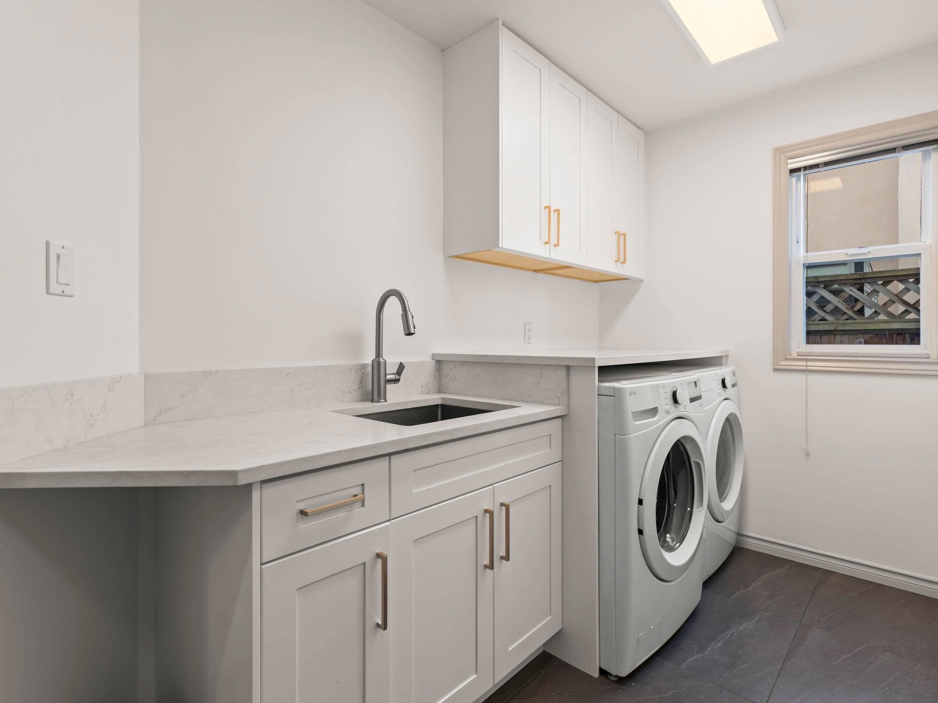 Property photo bc8ab5ab-908e-4f9b-8f2c-bbf2e9f7e091