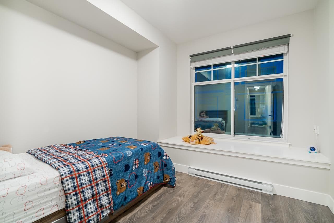 Property photo bd2d0f95-23ec-4953-b26d-12406b01ce1f