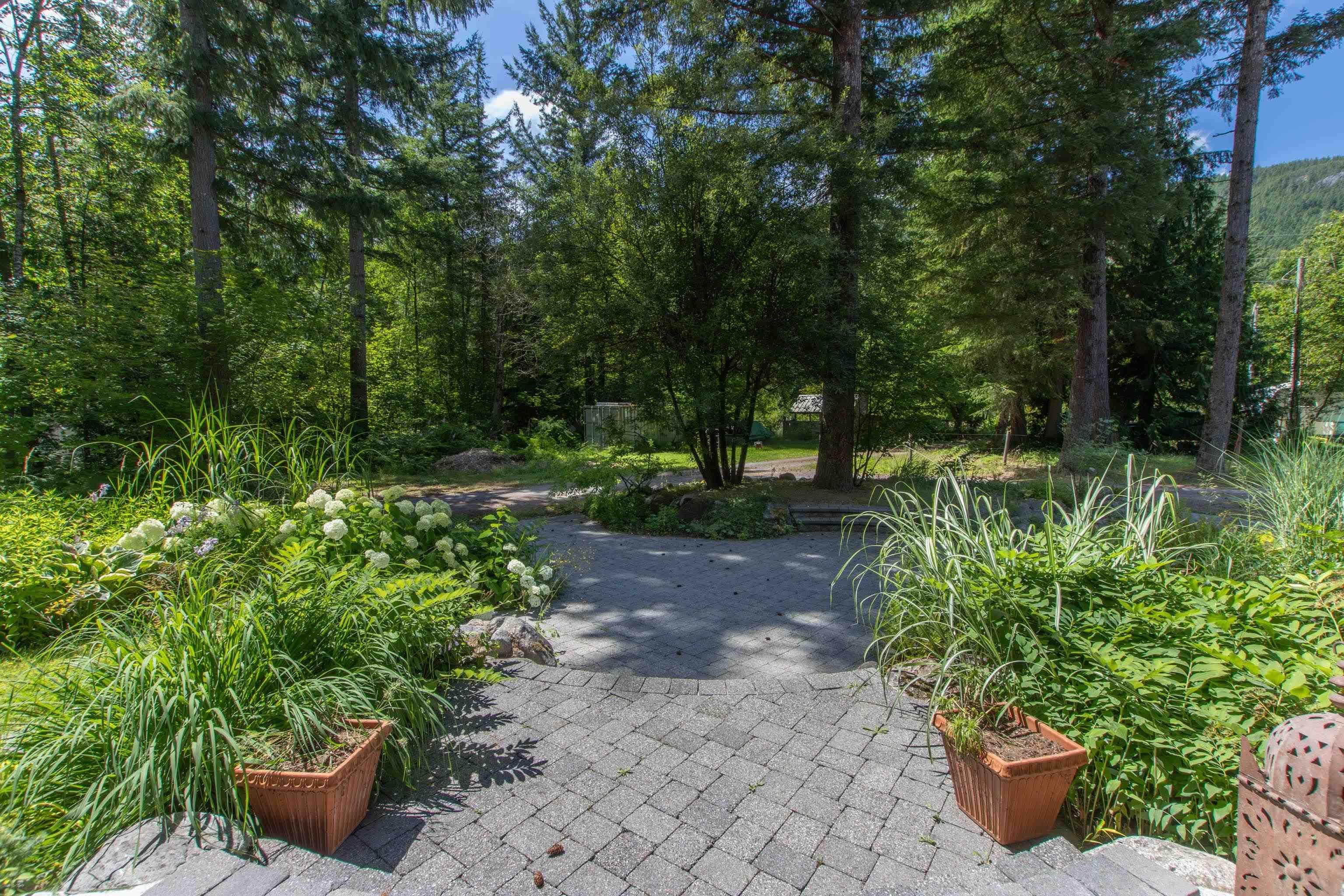 Property photo bd537283-1c50-4750-8a72-18382942b670