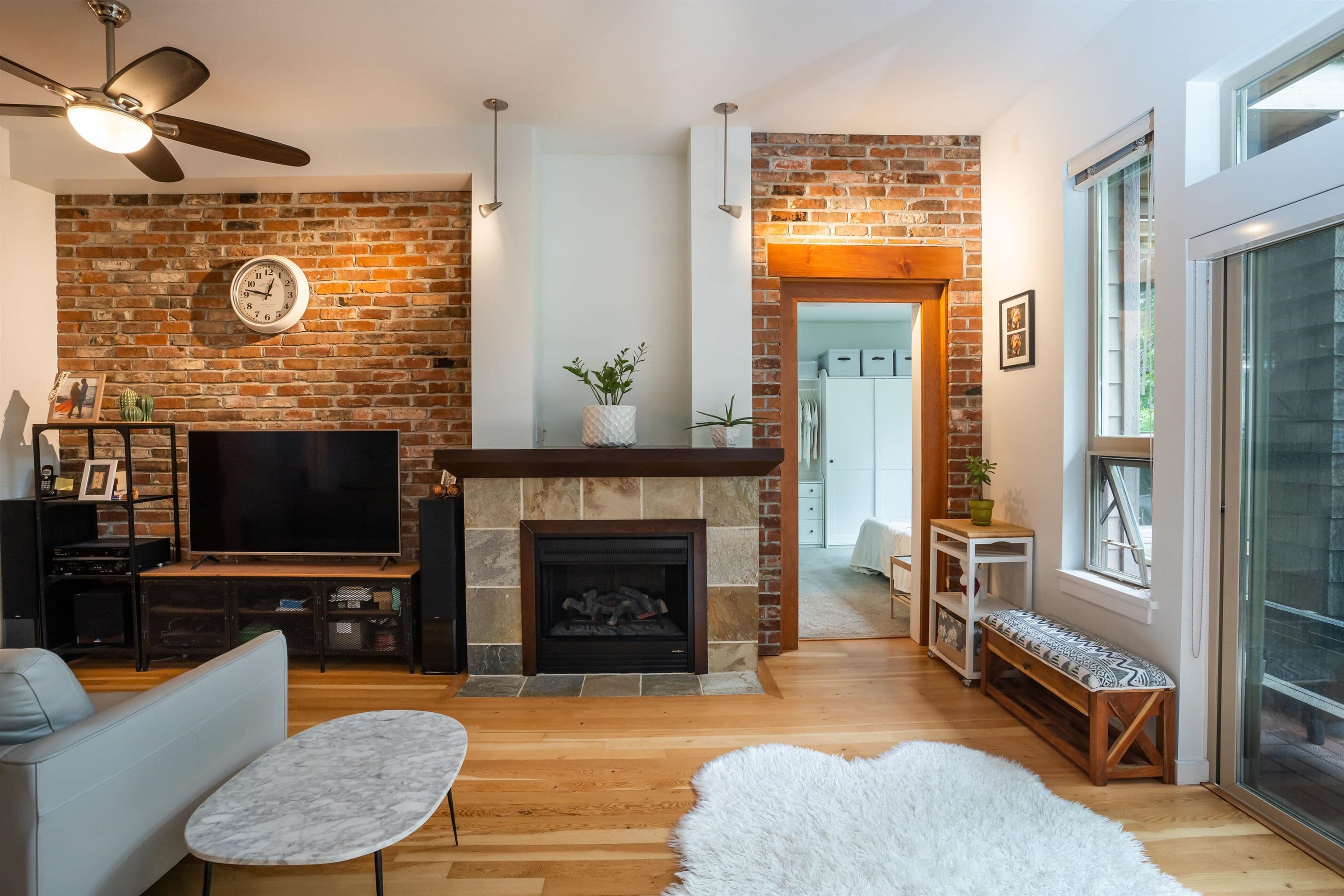 Property photo bd72cf1a-5913-4015-ae31-00155d17020d