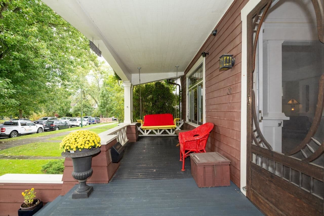 Property photo c0497f07-1768-4553-8df5-967e29cfb2ed