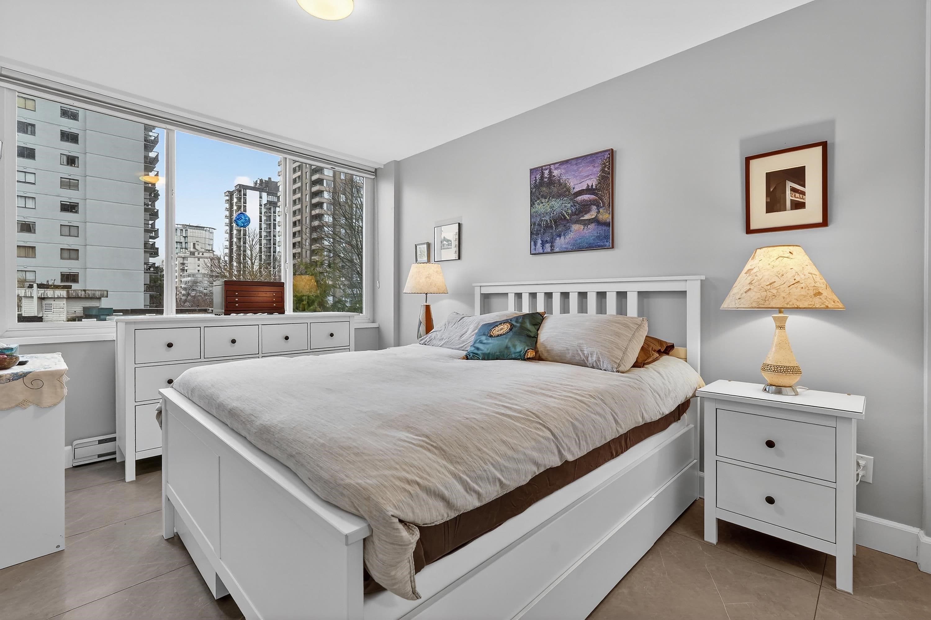 Property photo c04e6df9-7a8c-47e4-b963-bf31da27bb18