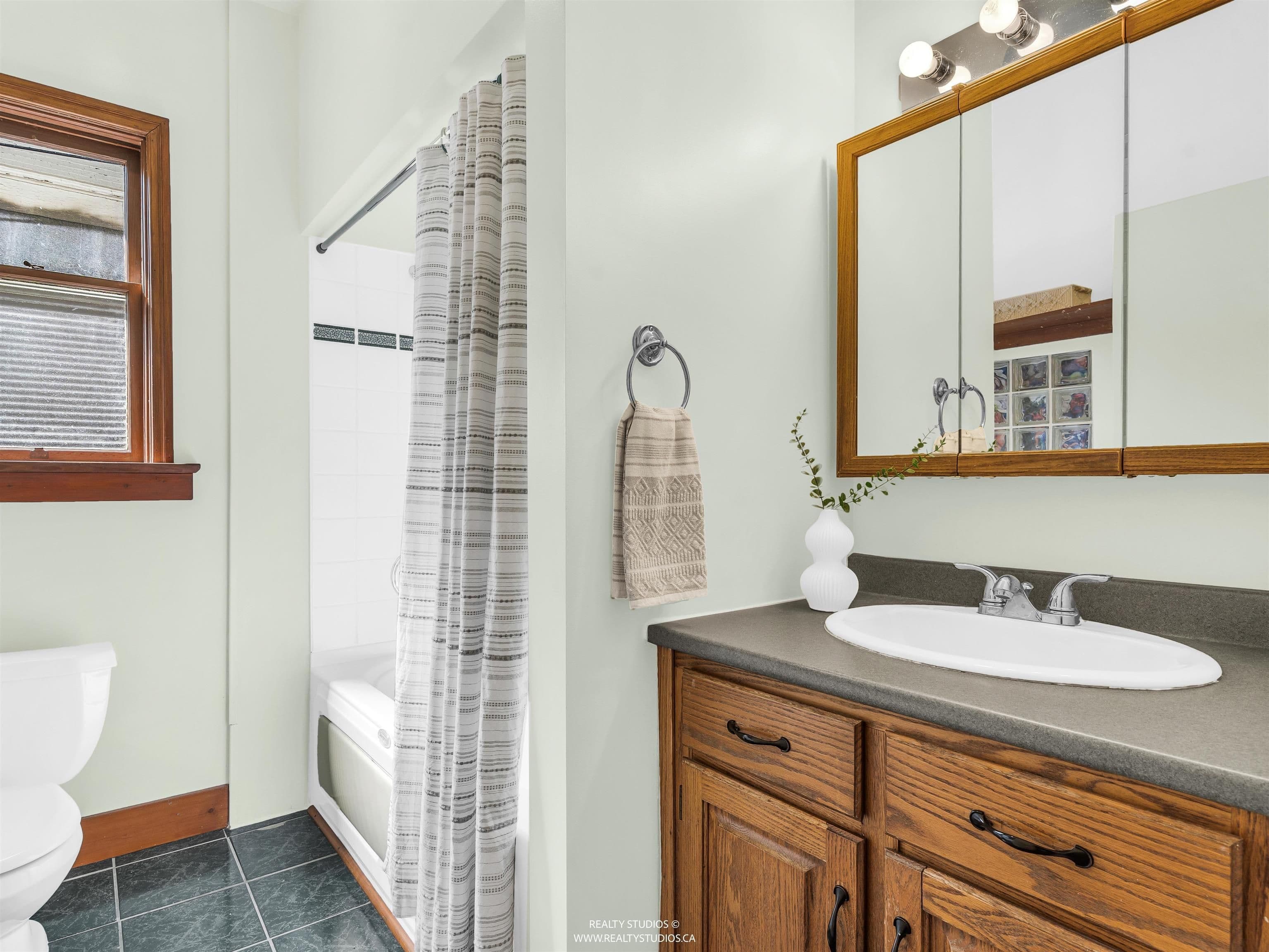 Property photo c5589b70-3822-4df4-82aa-dd73e3ce7127