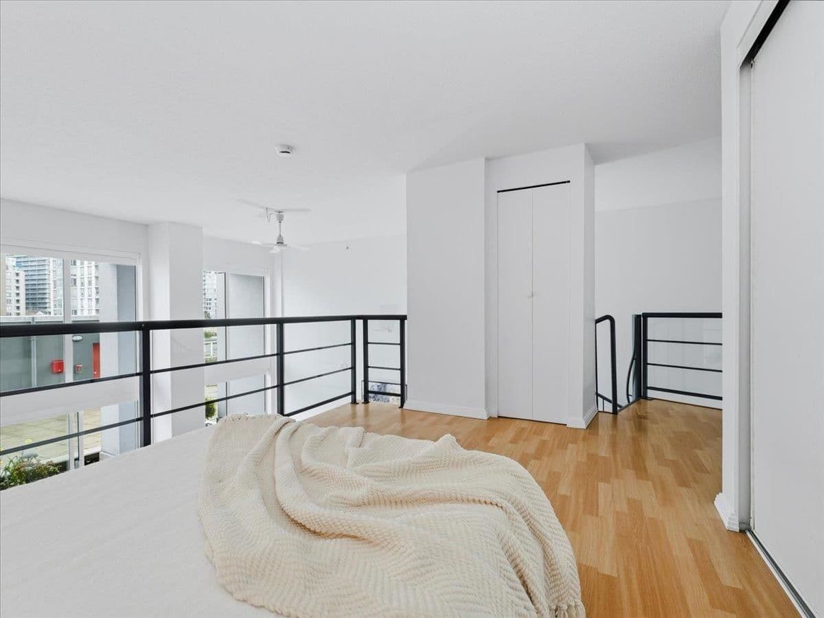 Property photo c612468b-6582-4aa6-805a-df264e53c55b