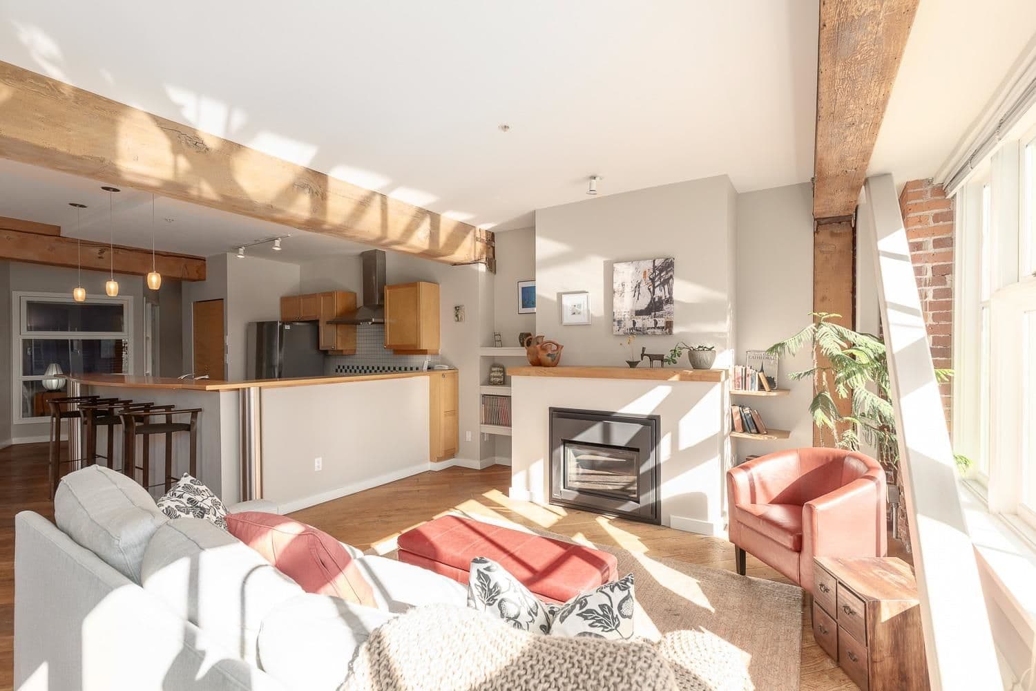 Property photo c6636bc5-e752-4192-b561-ee57b15b6a13