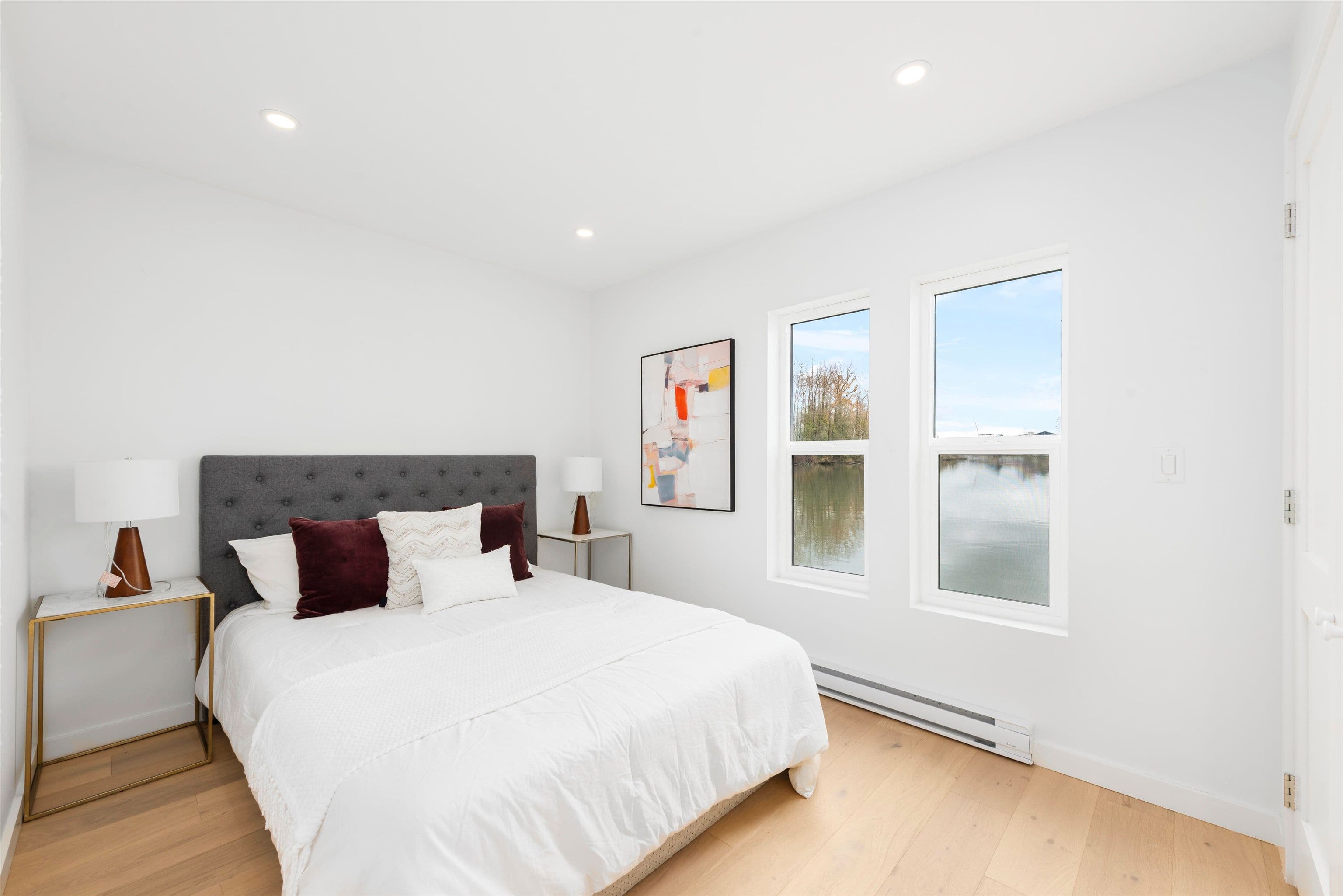 Property photo c8fad810-8d4a-4cff-8d96-2cbd3bb89eba