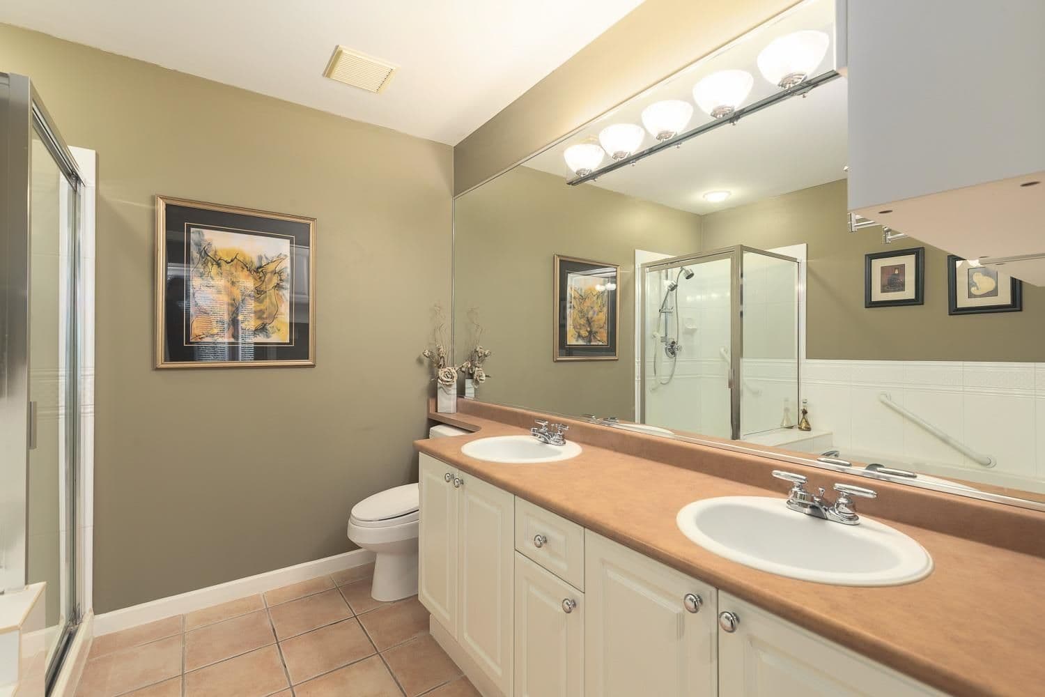 Property photo cdafc7b3-5c3e-47a8-a248-2ef347704488