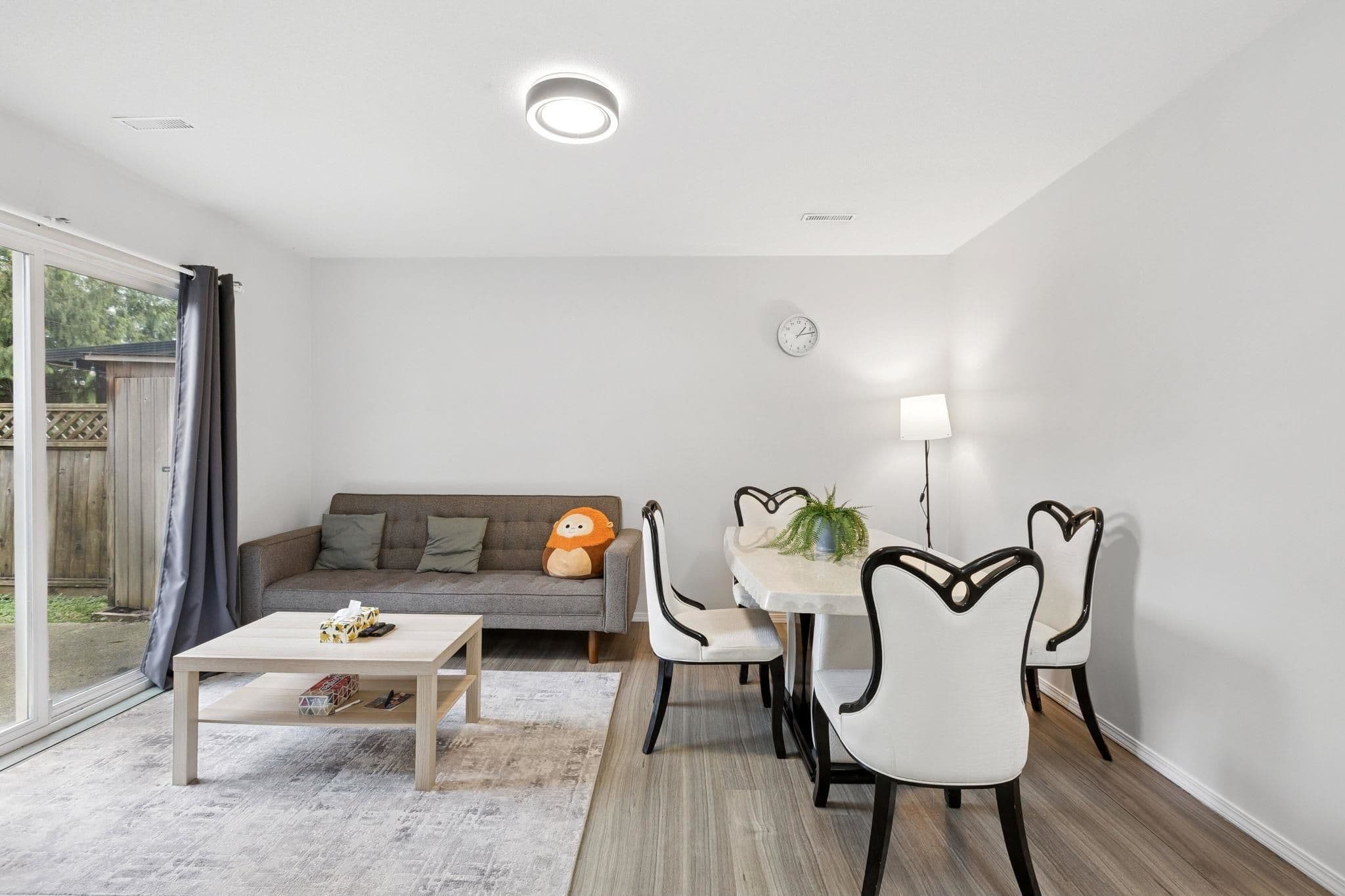 Property photo cecb4590-cd02-405f-b978-c3a139d143e6