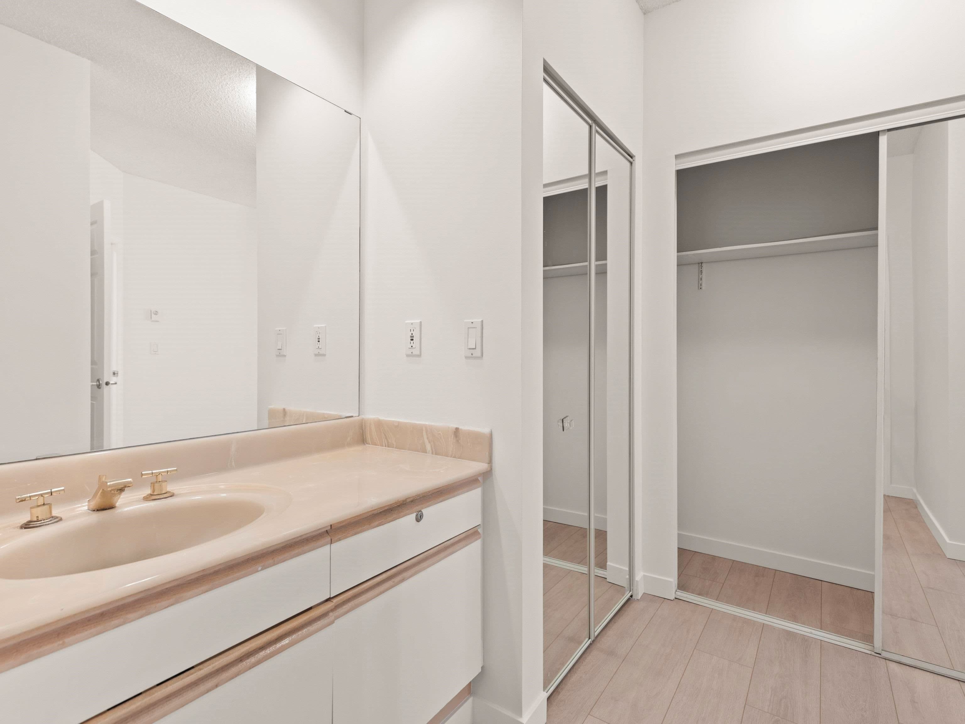 Property photo cee7c792-d5a6-47fb-98b9-44e7f3f4c56a
