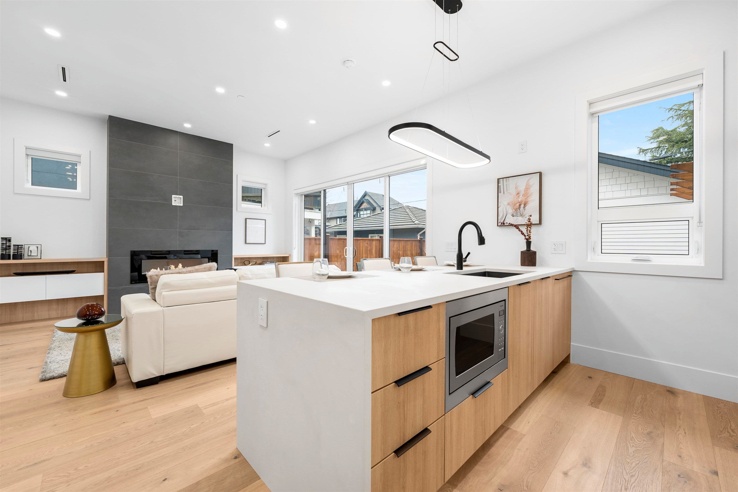 Property photo d00b85f8-d2da-4181-8a6d-2dfc7df0c8b8