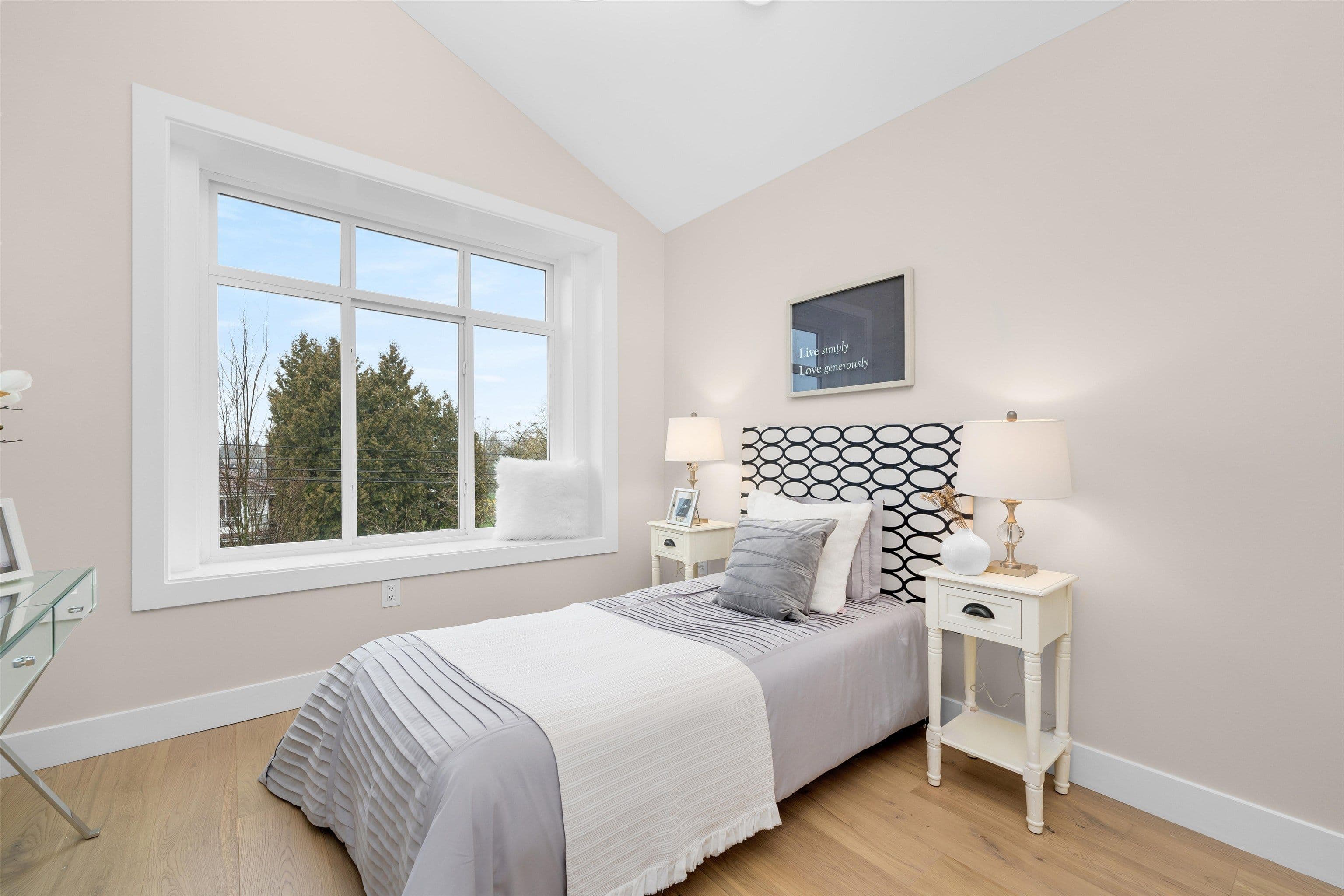 Property photo d15965cb-9471-4a0c-939b-8b4348b37a46