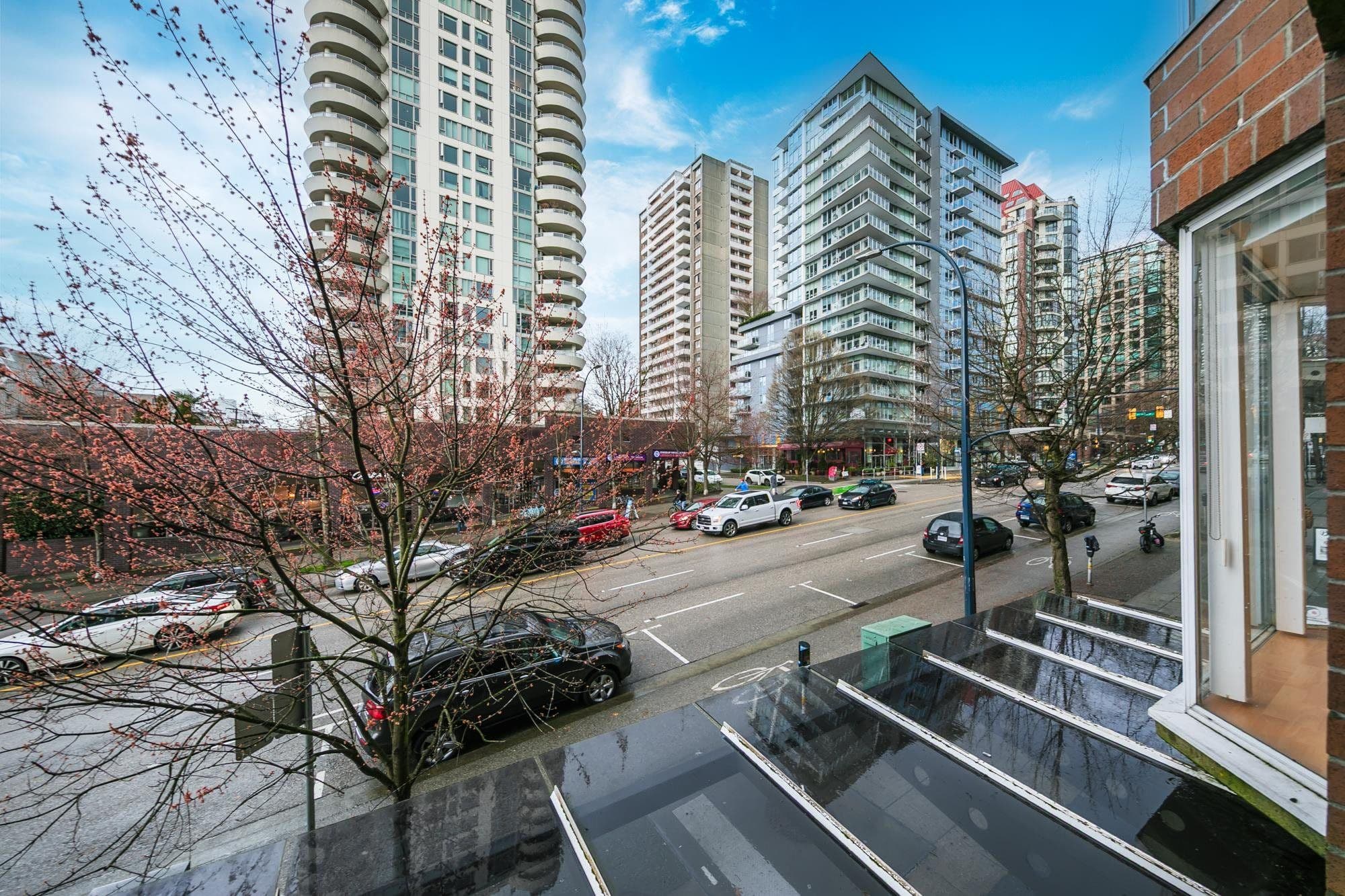Property photo d2f7bdaf-422a-423f-aa38-2884ad47701f