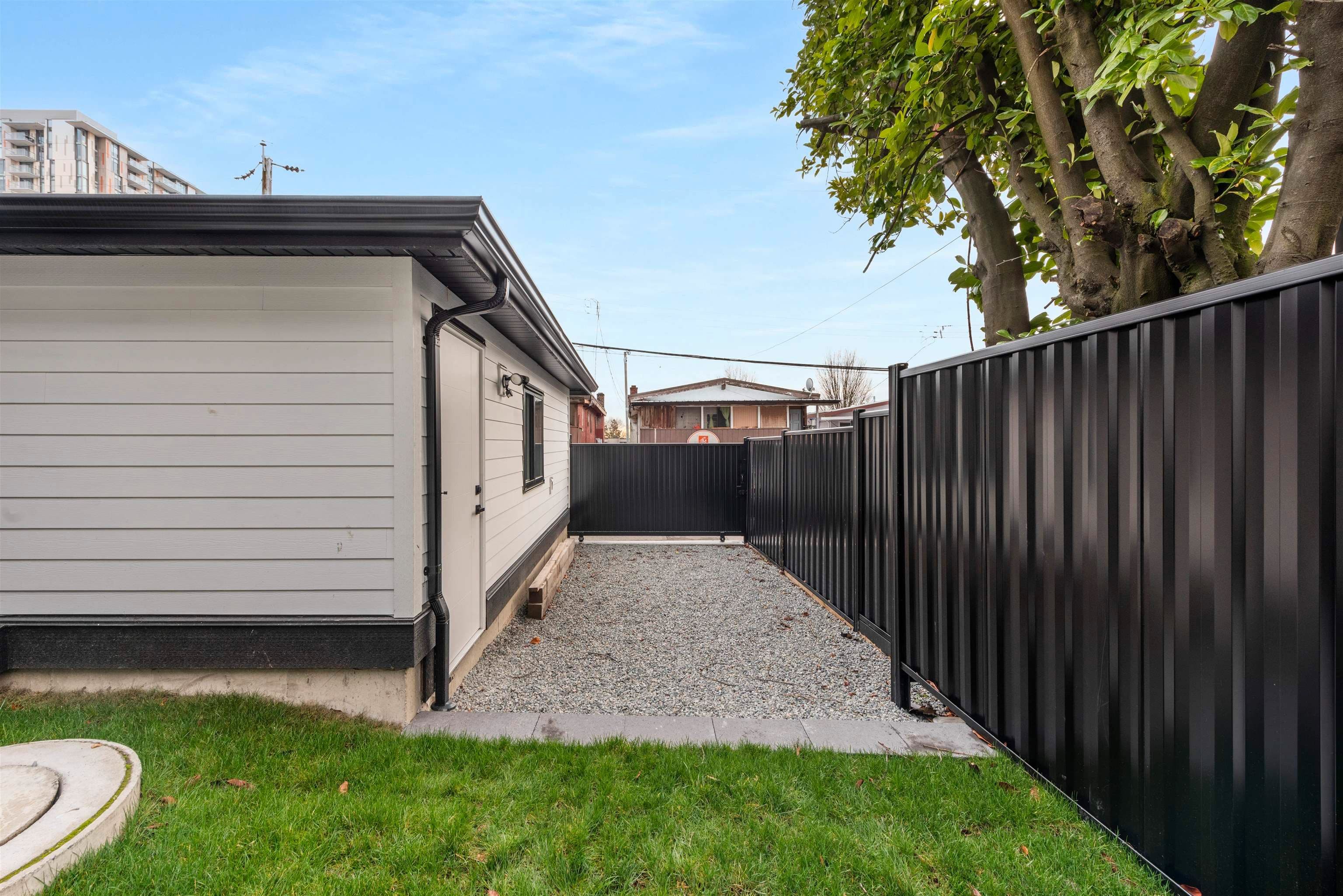 Property photo d351d380-5936-43d4-b482-597265fd2316