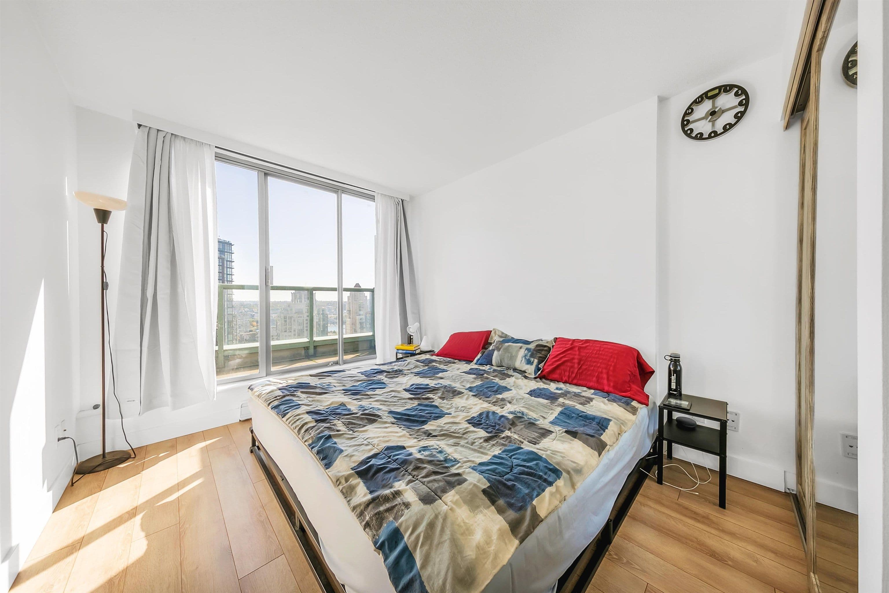 Property photo d81c8da4-71da-482d-b205-230aefc8184e