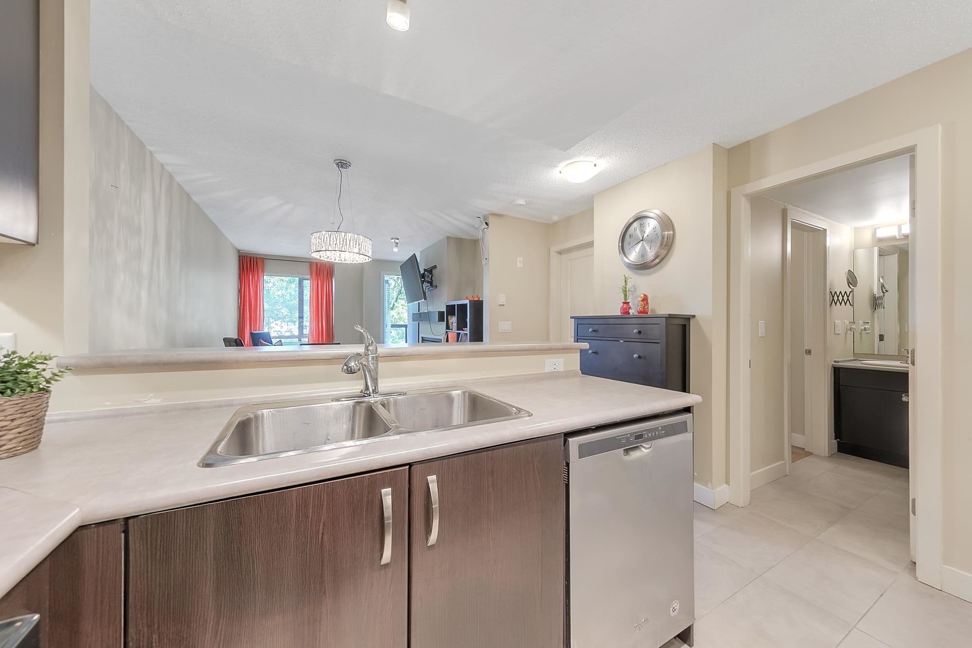 Property photo d8738f9c-26ce-490b-9e46-0f39d8ac77e7