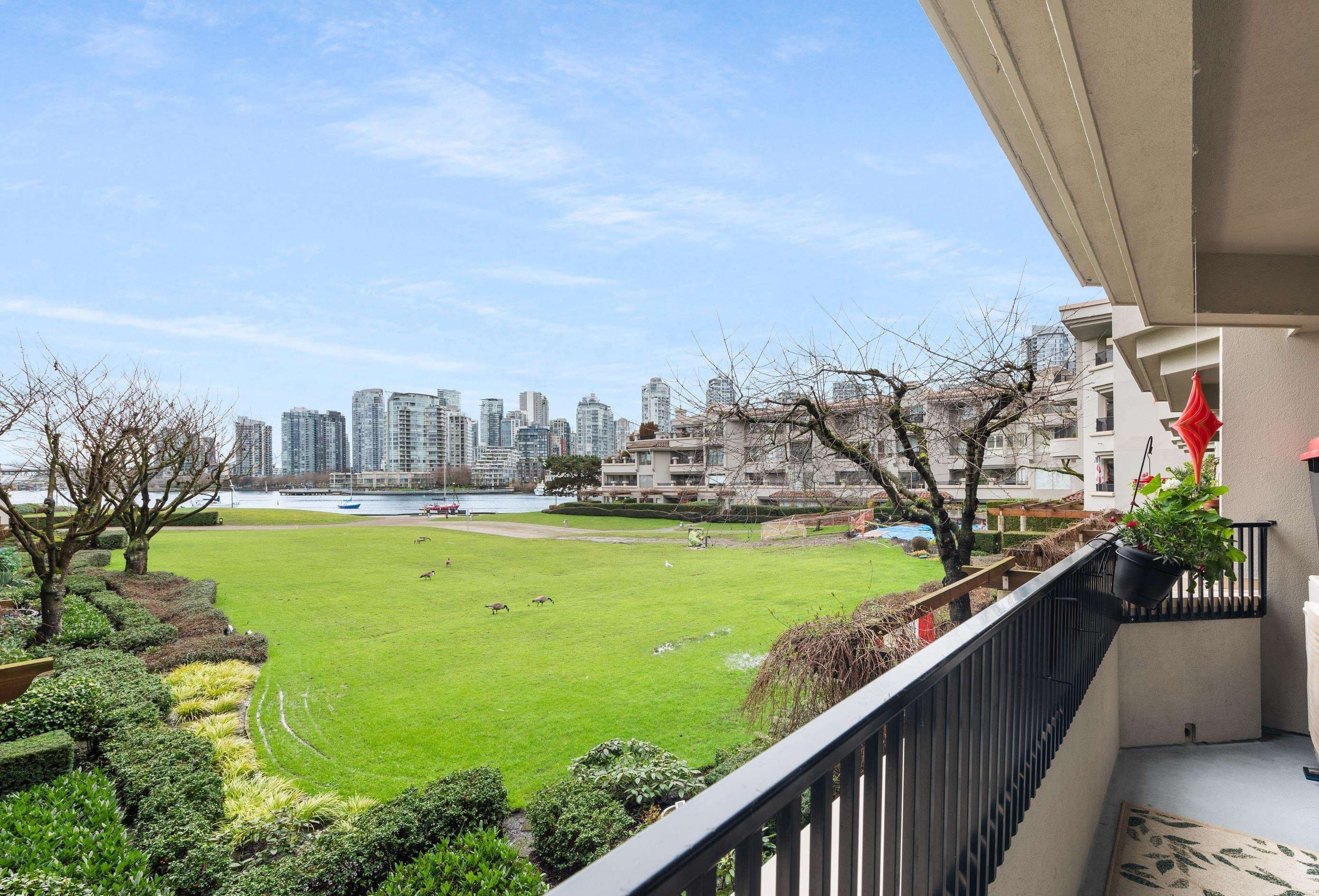 Property photo d8a48432-a4c1-4d79-9408-f2132d397a25