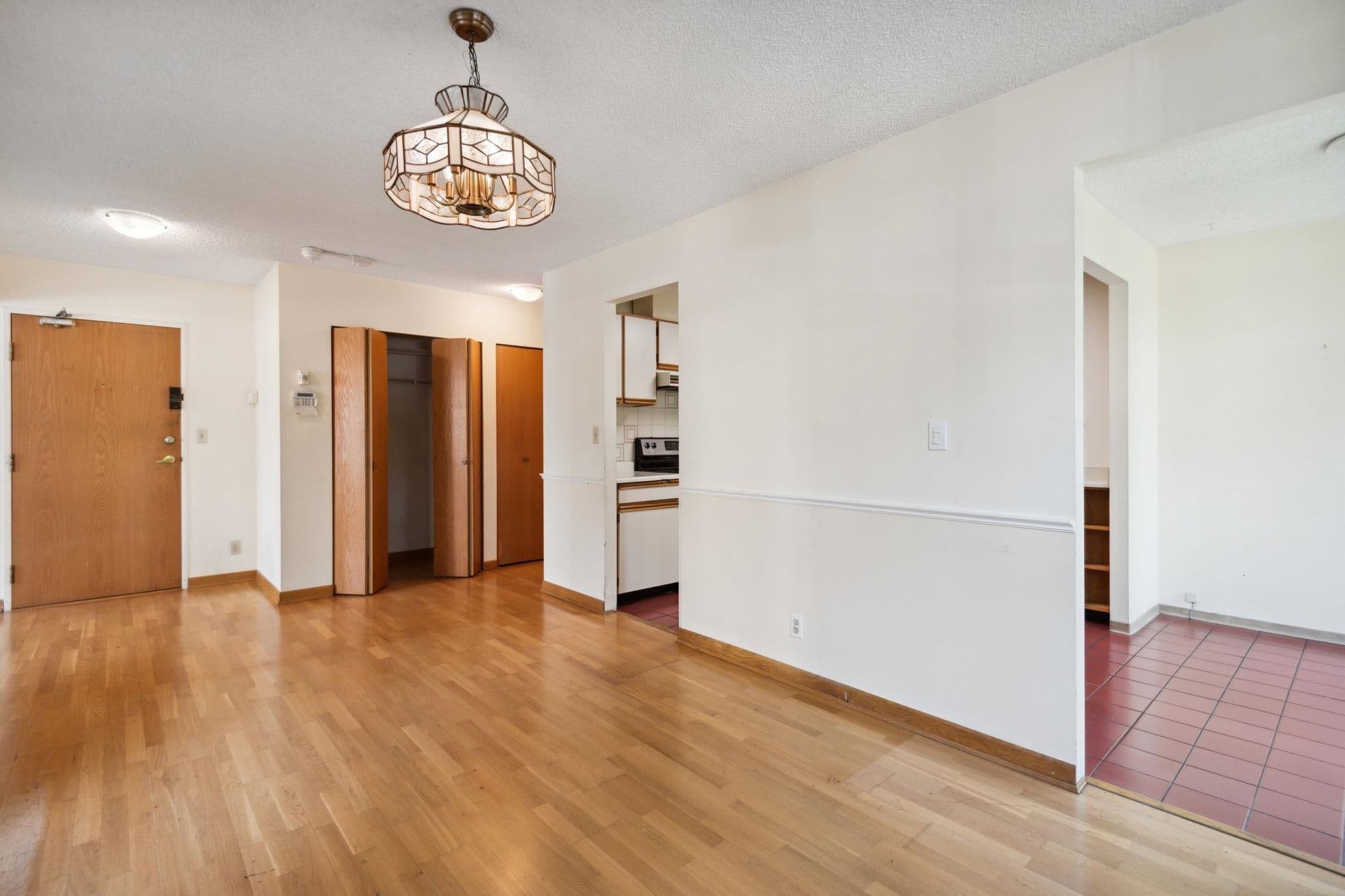 Property photo d98da02d-416e-4b7c-9a94-a1f4e7e67852