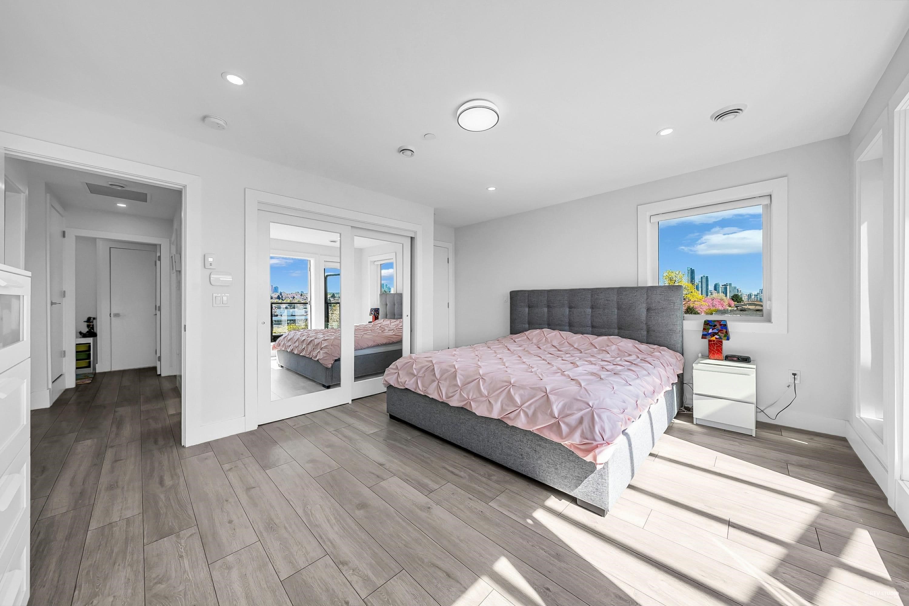 Property photo db5ba428-2a01-4df1-acee-f9d5b025353c