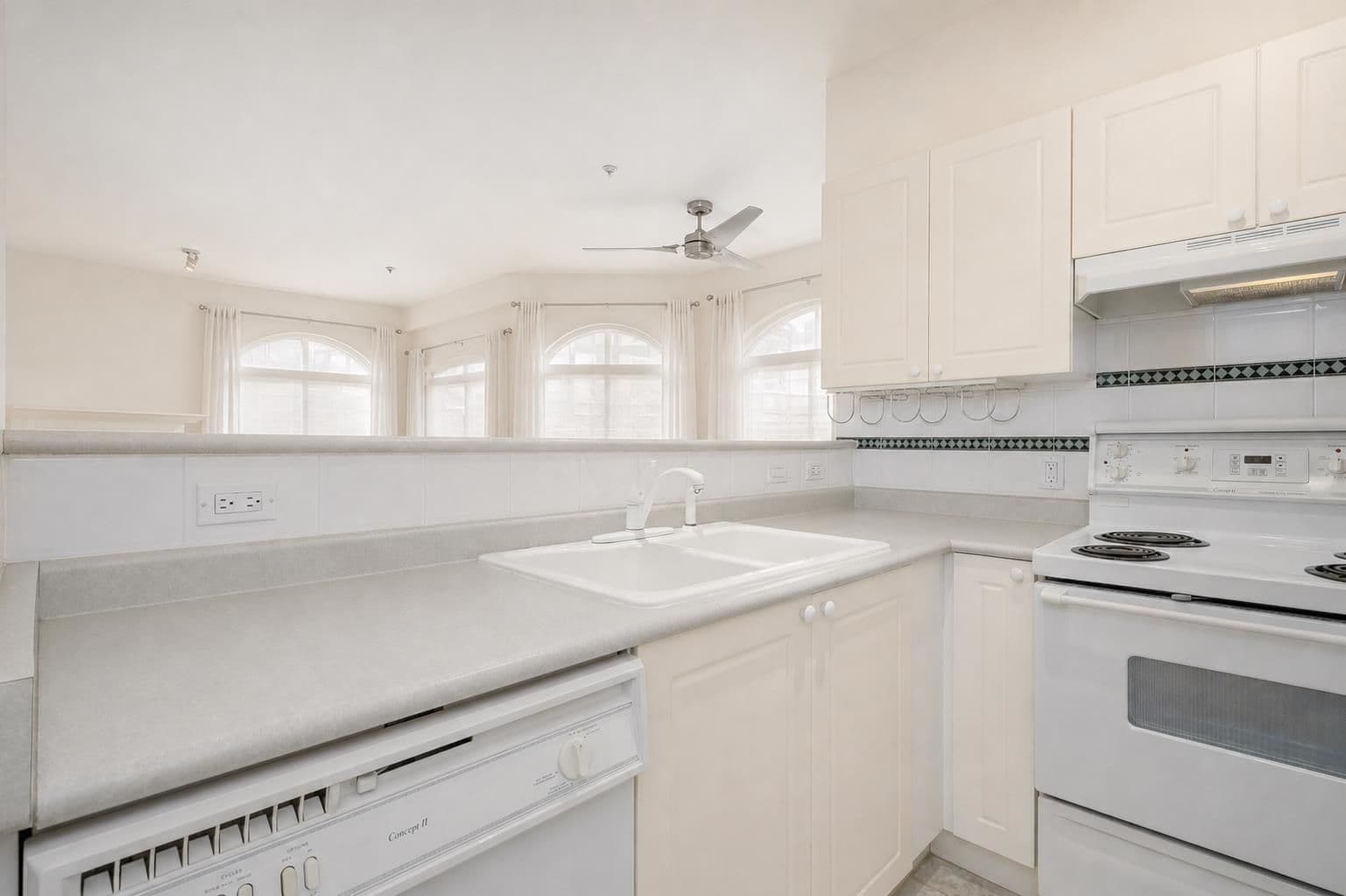 Property photo dd37274e-9567-42c4-b92b-01fb7b481dd1