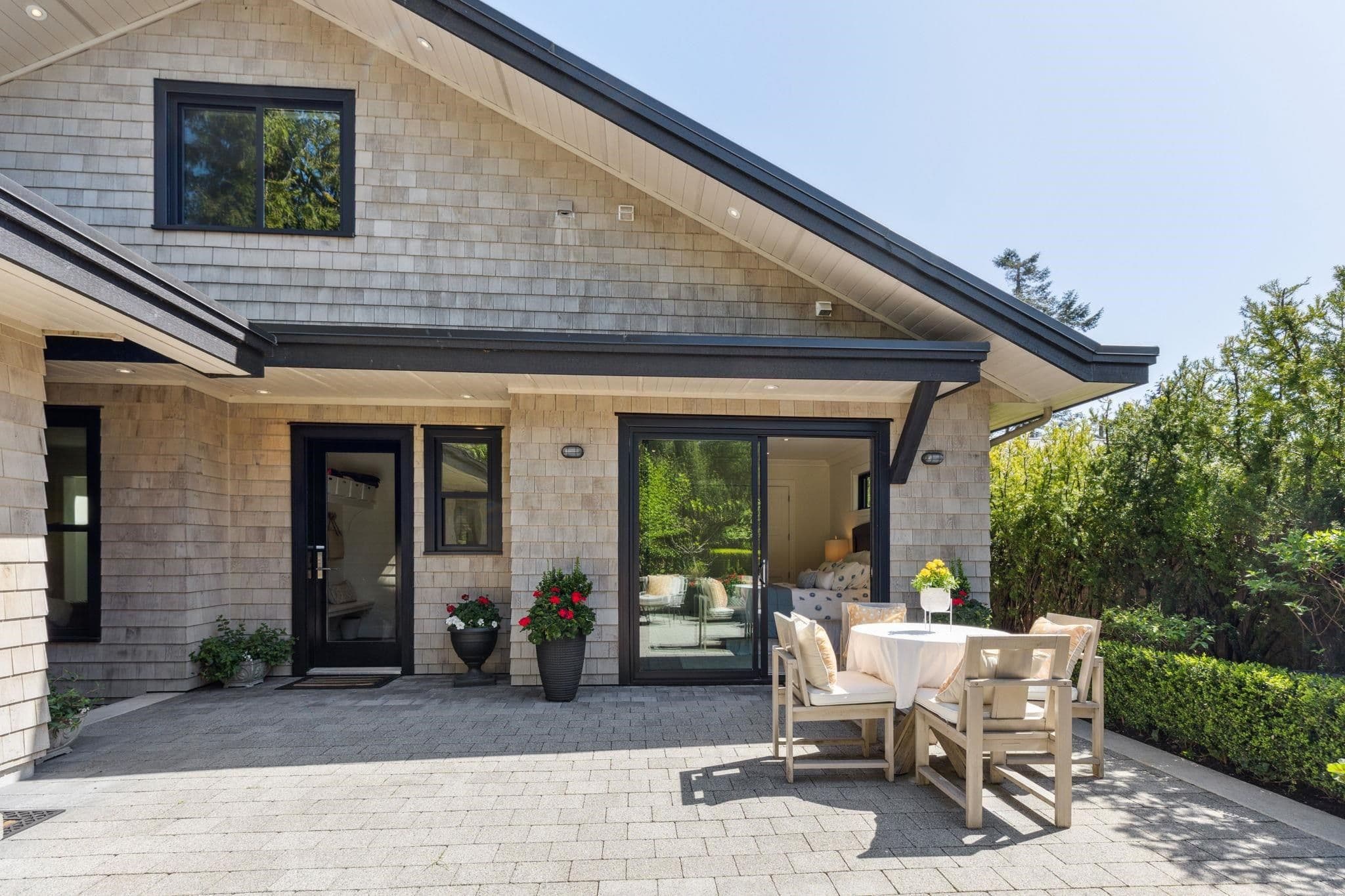 Property photo dfaf0a20-9012-4213-989c-37d6f918b535