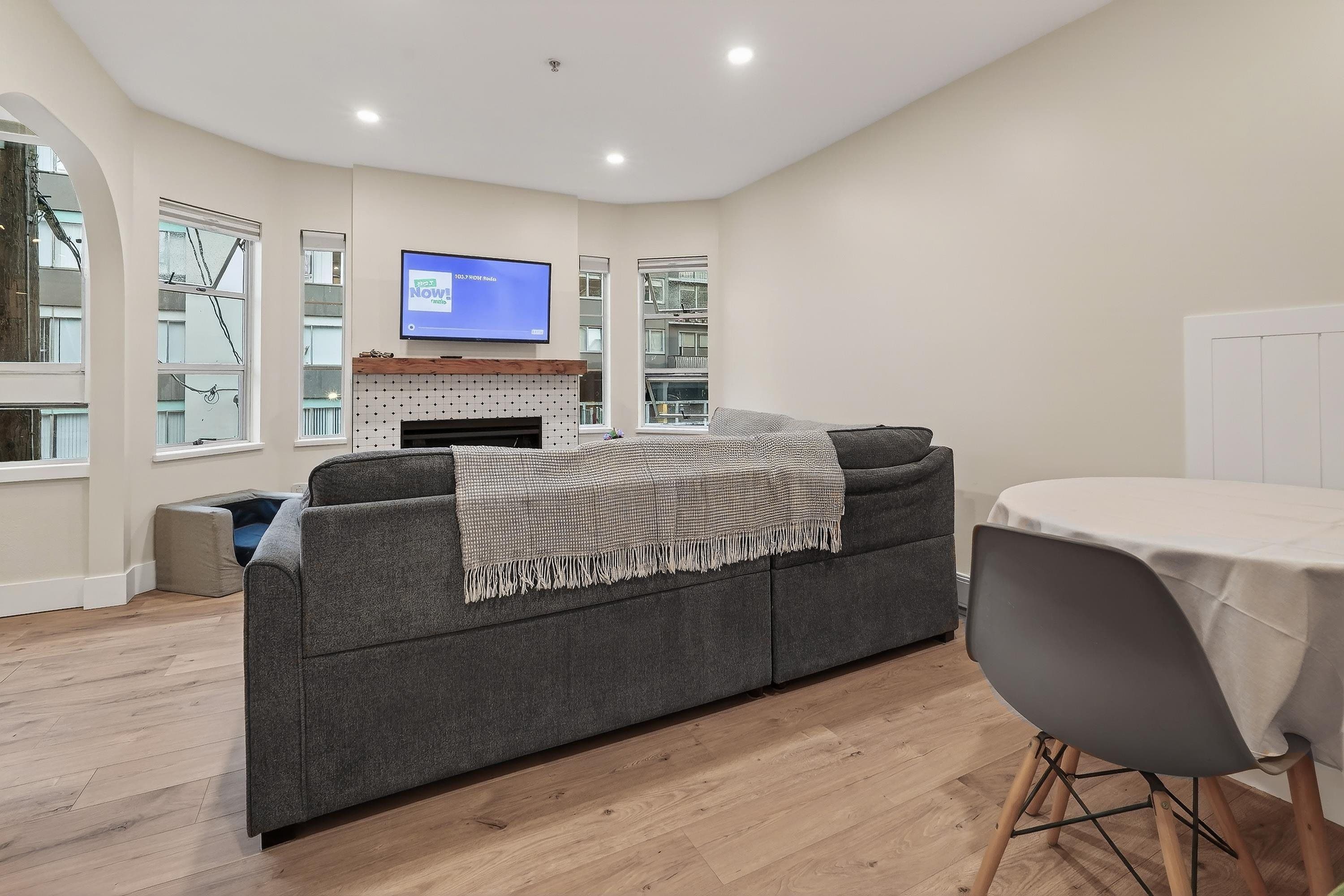 Property photo e069632a-51c3-4bdc-b966-81215447a5df
