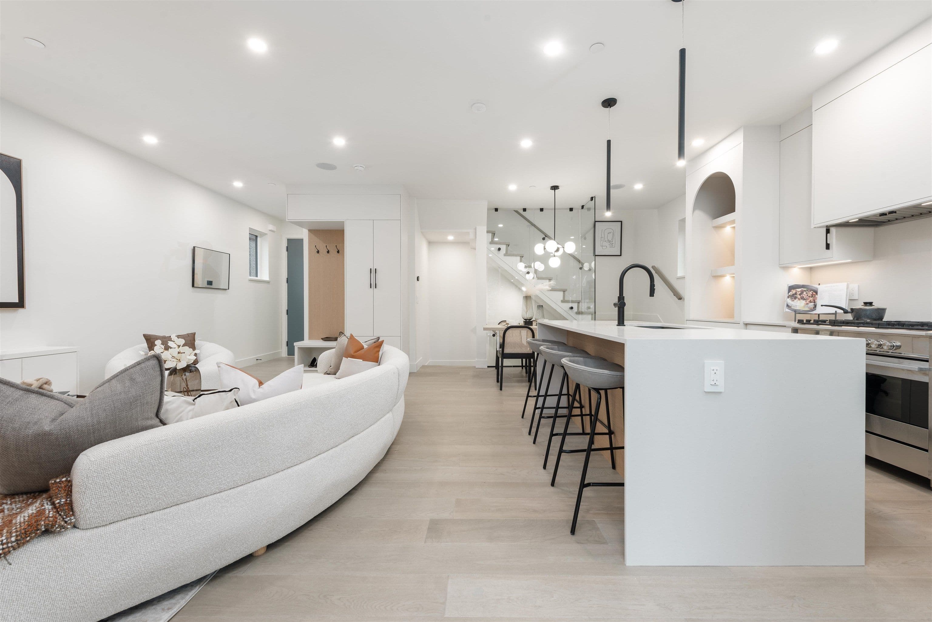 Property photo e23f74ff-13de-4a44-b090-32d11f9b0e9c