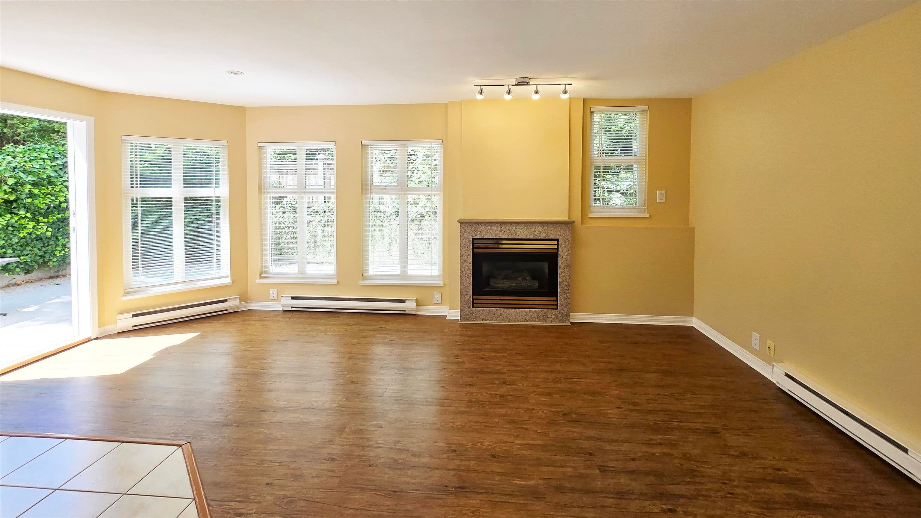 Property photo e3383e12-1626-4706-97dd-cc505a9d50cc