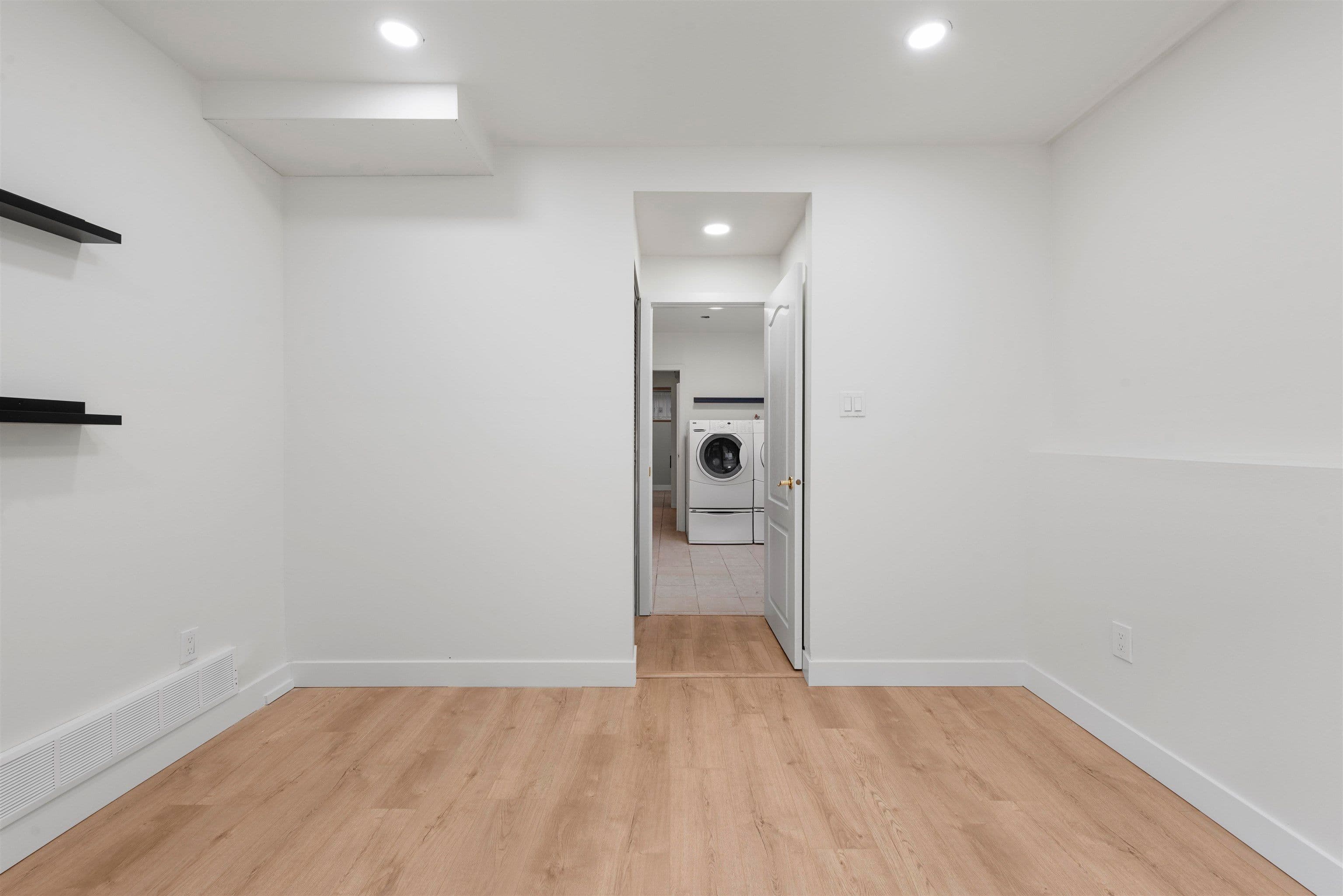 Property photo e3a09d0f-a142-4df1-a9ea-d2d004051b8f