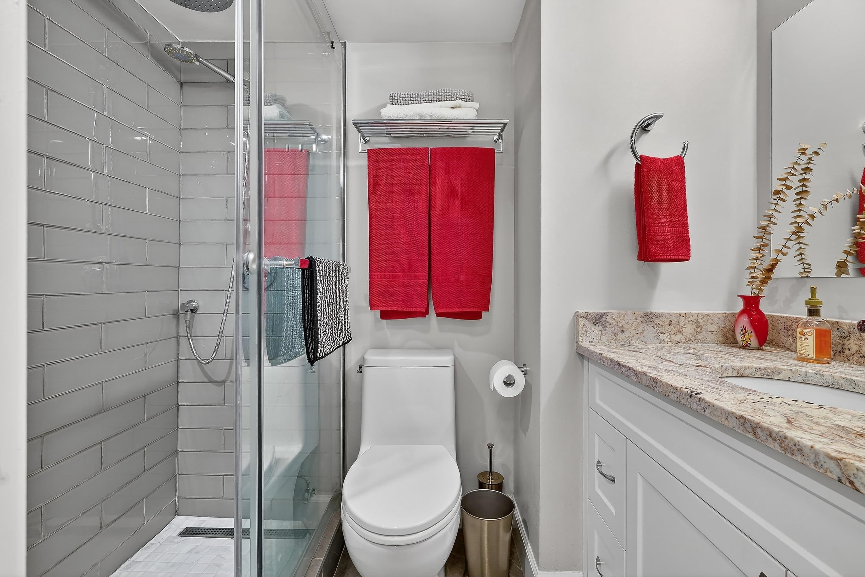 Property photo e3a9a272-cf84-4b42-9e80-c4600bf61db2