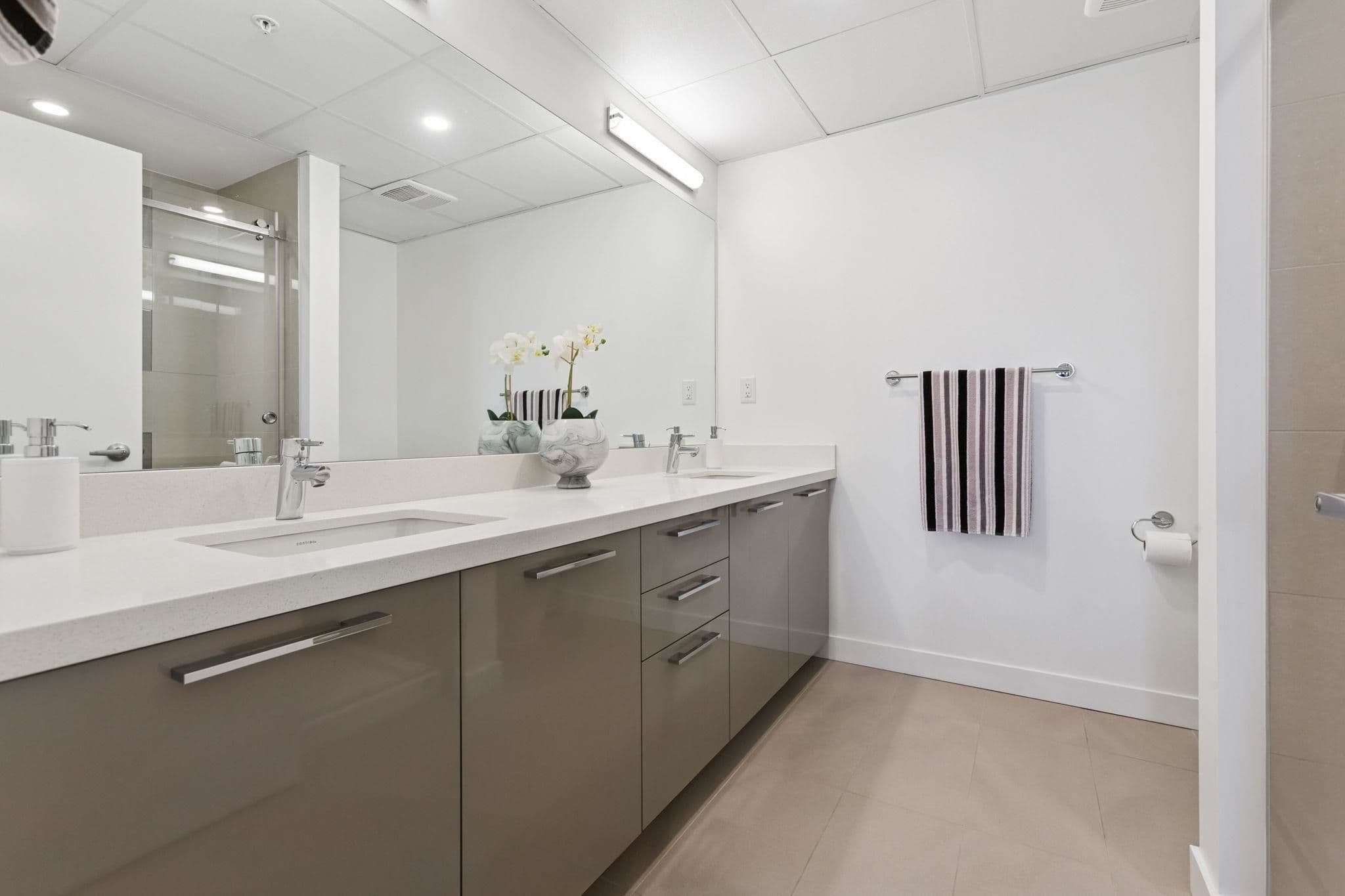 Property photo e3baba48-348f-49d6-a6d9-1bbdaffac4c9