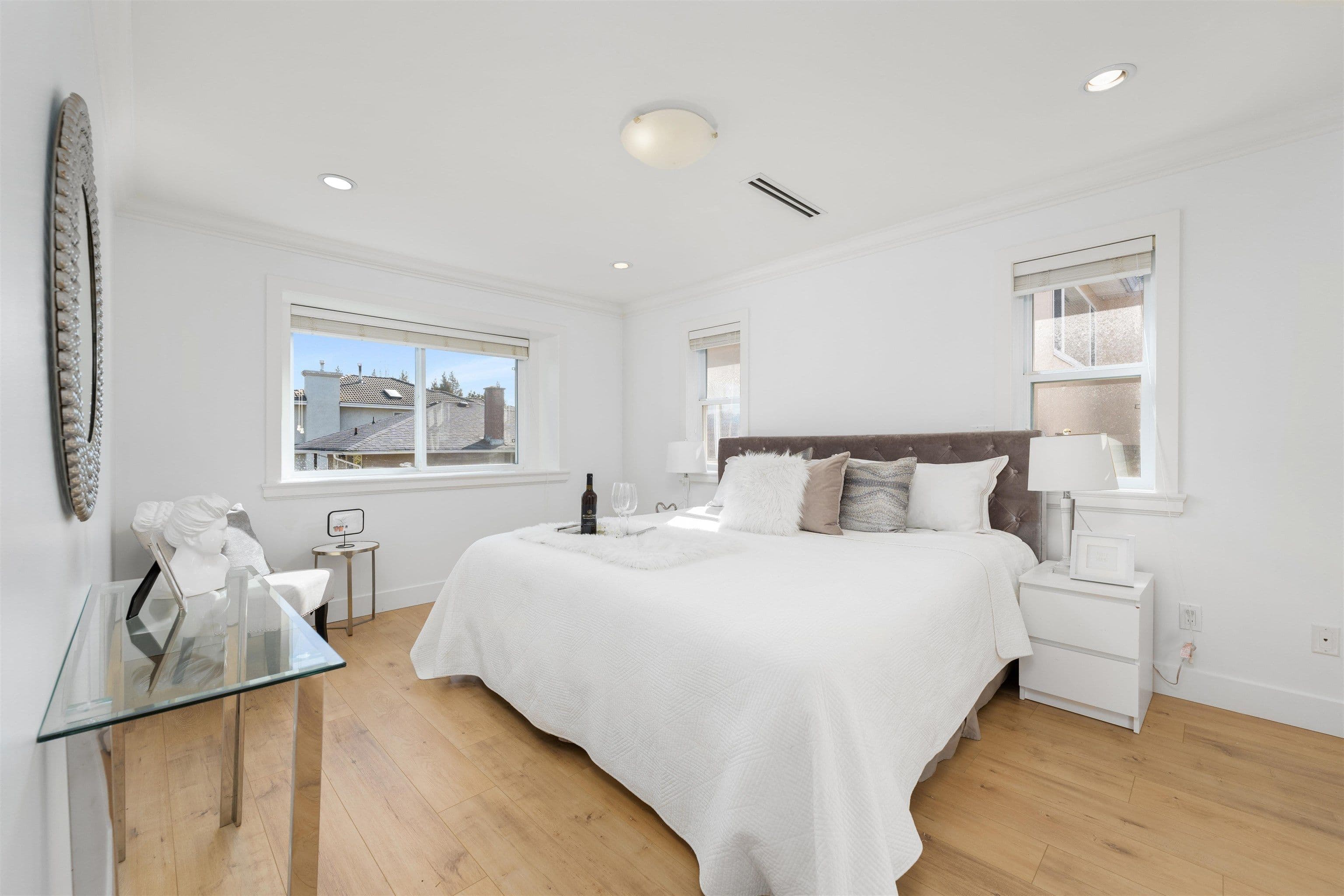 Property photo e442dba3-d325-4524-b2a2-38927763b61b