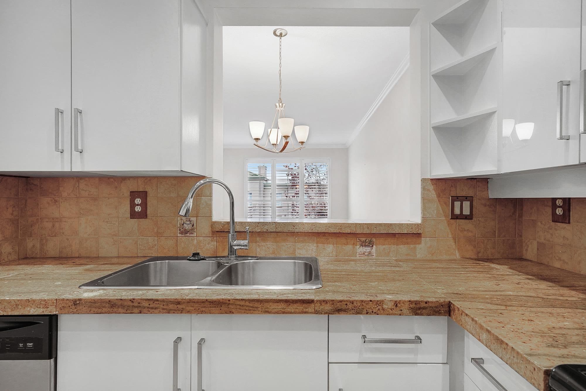 Property photo e5f4bd27-b3be-427f-92e1-14c38a77f723